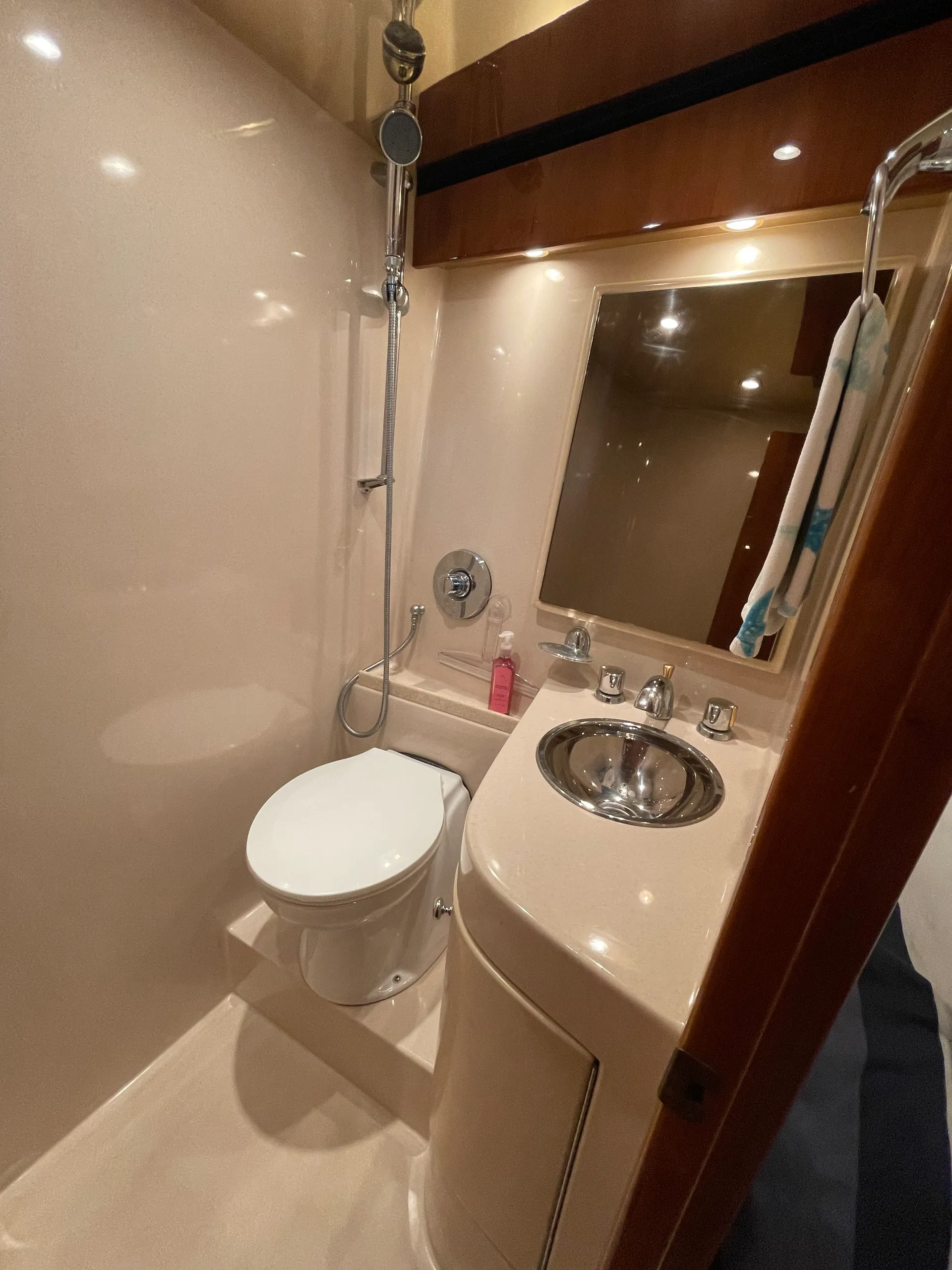 WATERDOG SALTWATER EXCURSIONS, Custom Charters