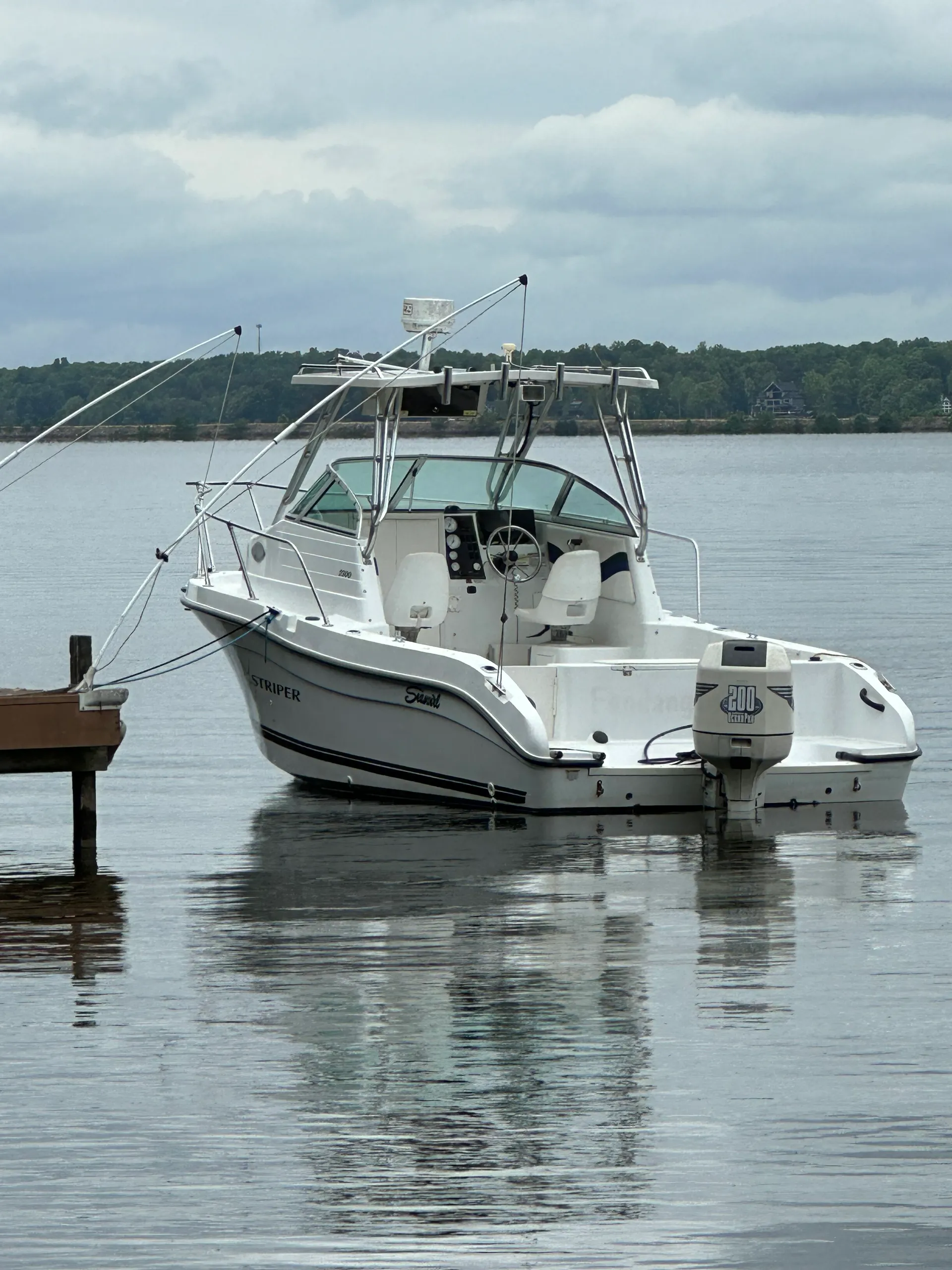 Seaswirl Boats 2300 WA Striper  in Bumpass, VA — photo 2