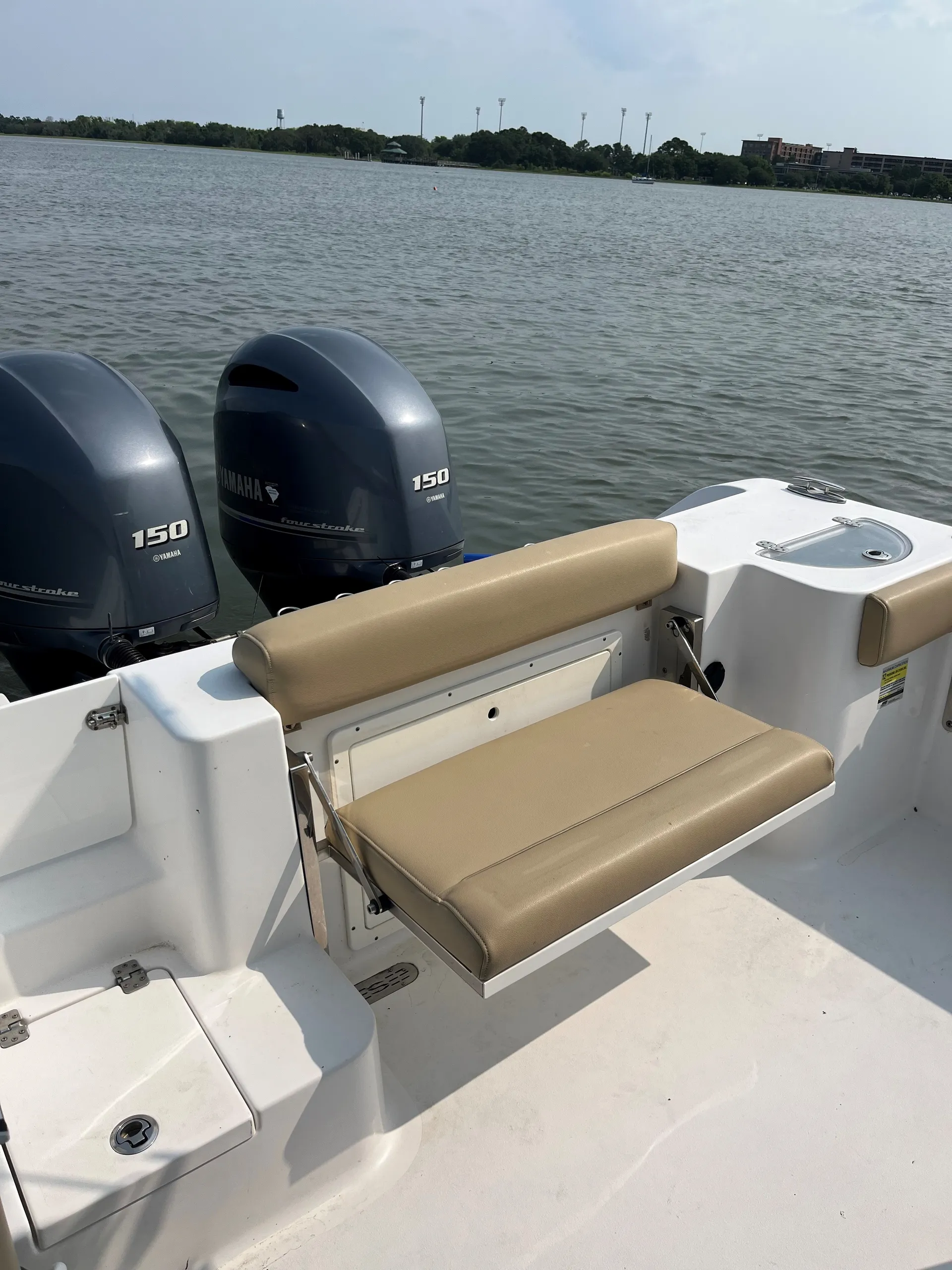 SPORTSMAN BOATS OPEN 252 W/2-F150XB YAMAHA in Charleston, SC — photo 7