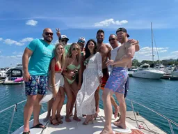 Chicago Boat Rental 30' of Pure Fun boat photo