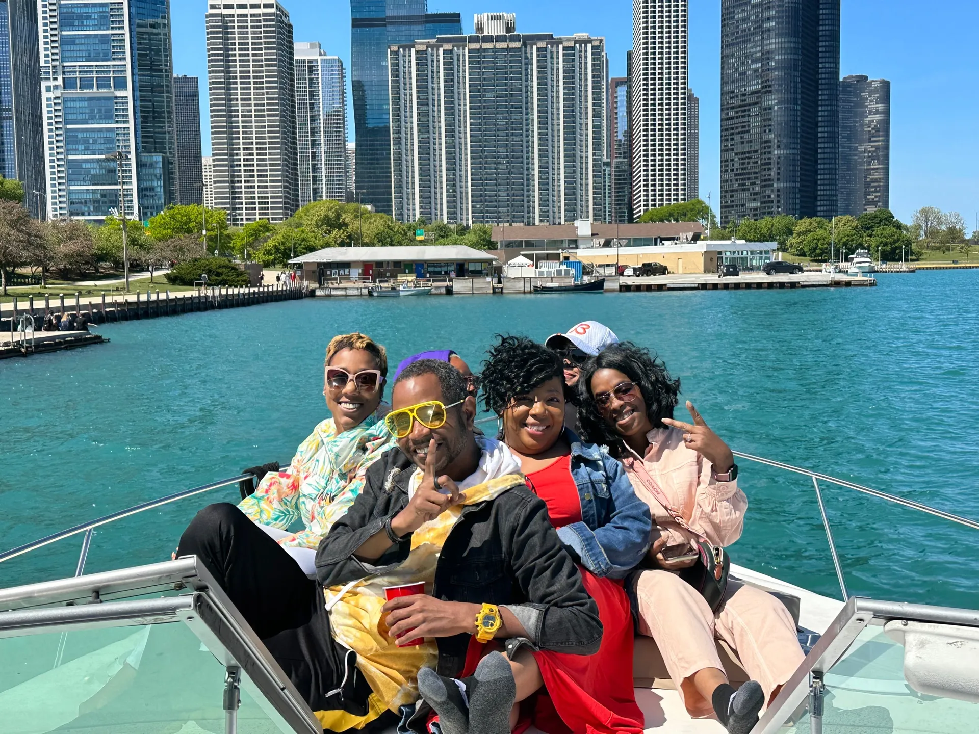 Chicago Boat Rental 30' of Pure Fun