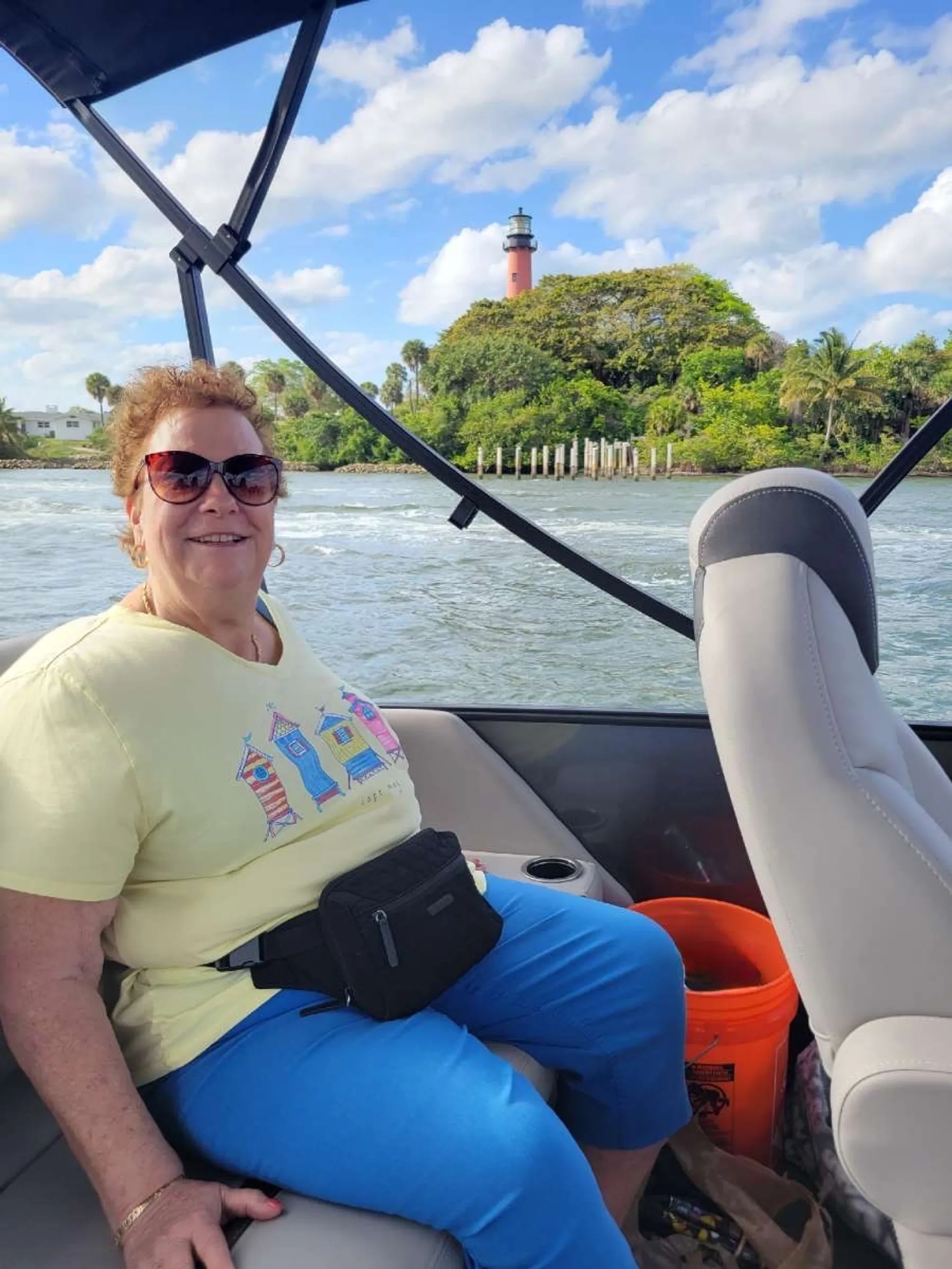 2023 25' Pontoon Boat w/ Sunbed and Dining Booth 