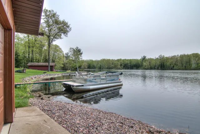 Rent a Northwood Pontoons pontoon in Holcombe, WI near me