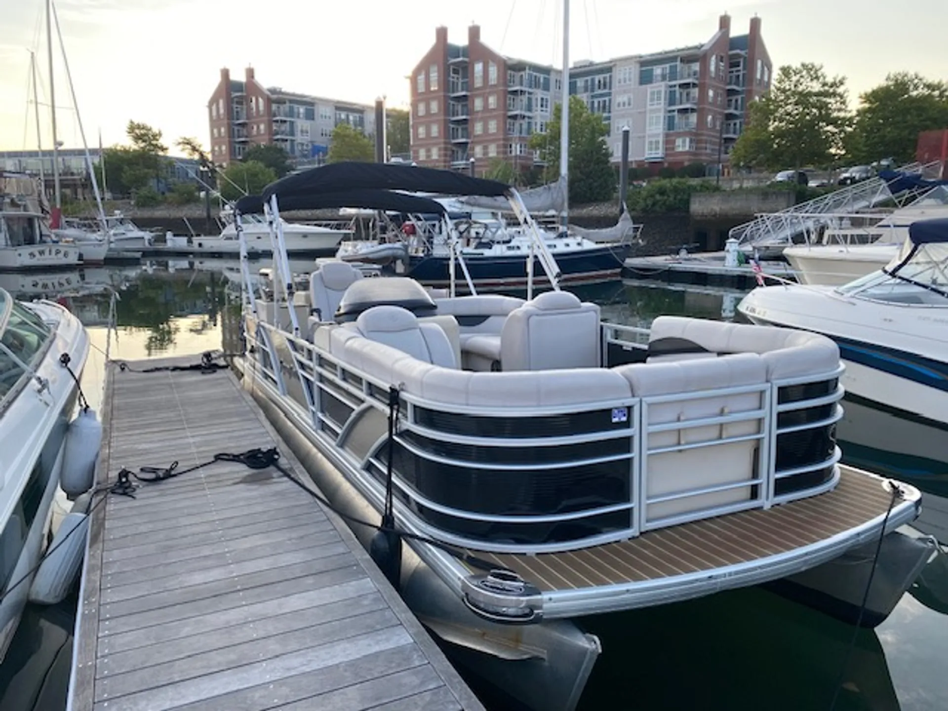 Book the boat that Kei and Pope from Outer Banks booked!