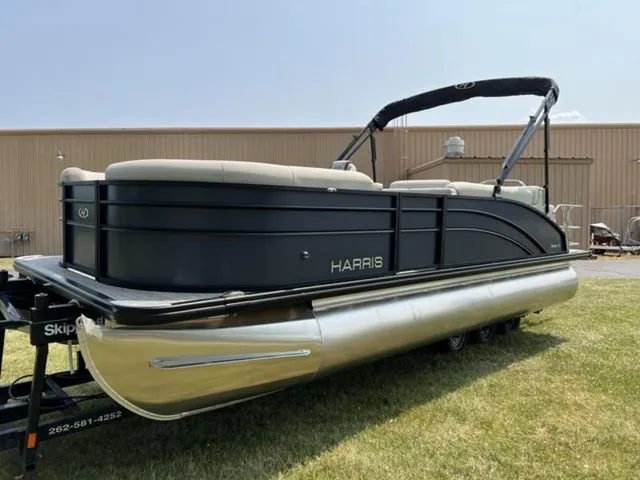 Rent a Harris Boats pontoon in Windsor, WI near me