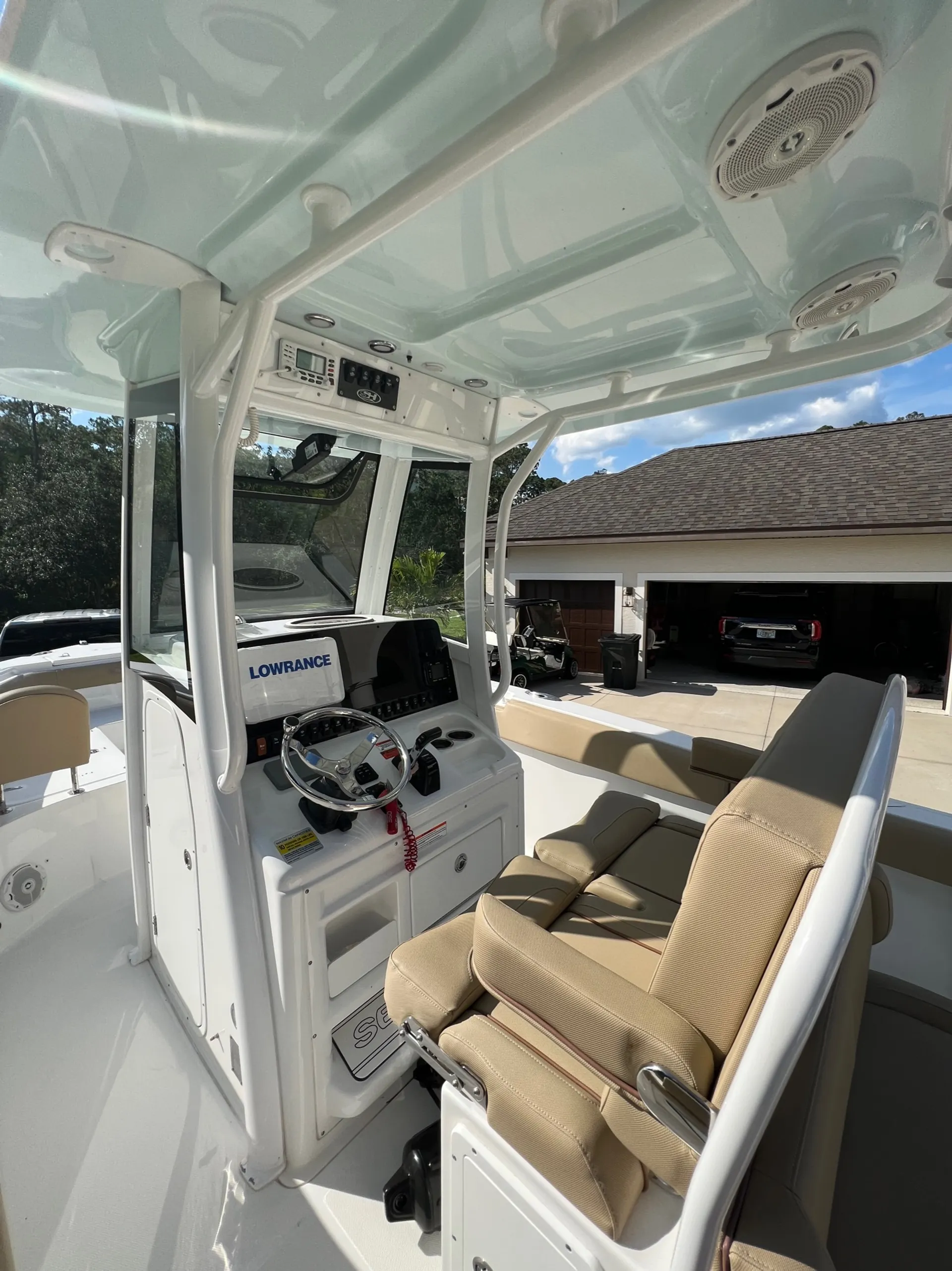 Beautiful and Large SeaHunt center console boat in Daytona Beach!