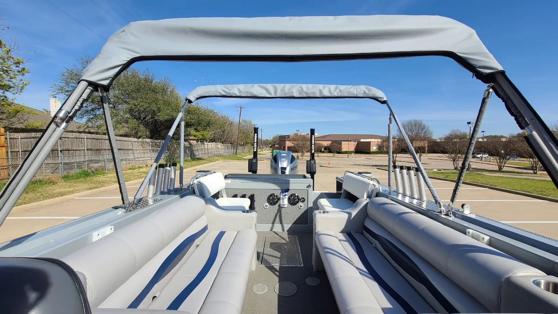 Hewescraft Oceanpro on lake Lewisville/Grapevine *FREE FLOATING MAT!!*