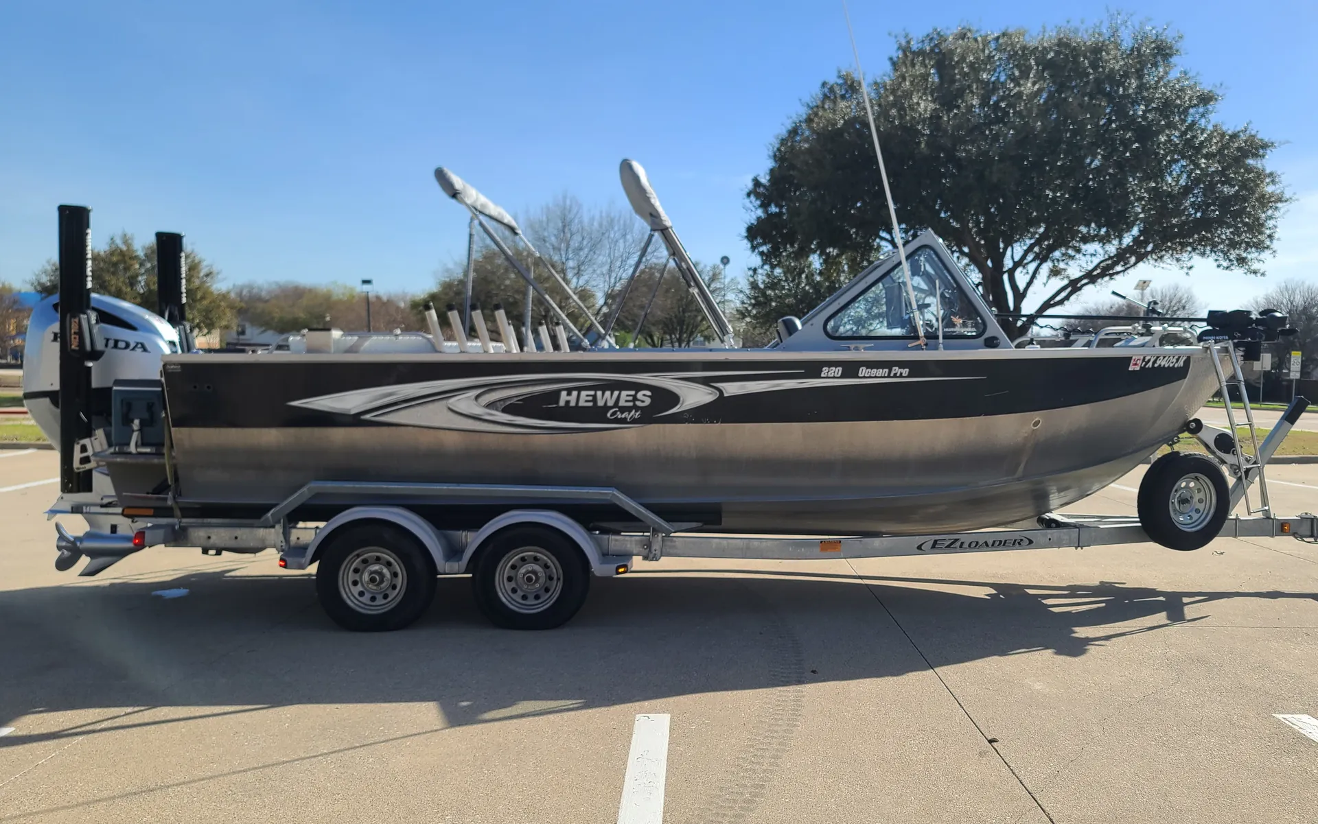 Hewescraft Oceanpro on lake Lewisville/Grapevine *FREE FLOATING MAT!!*