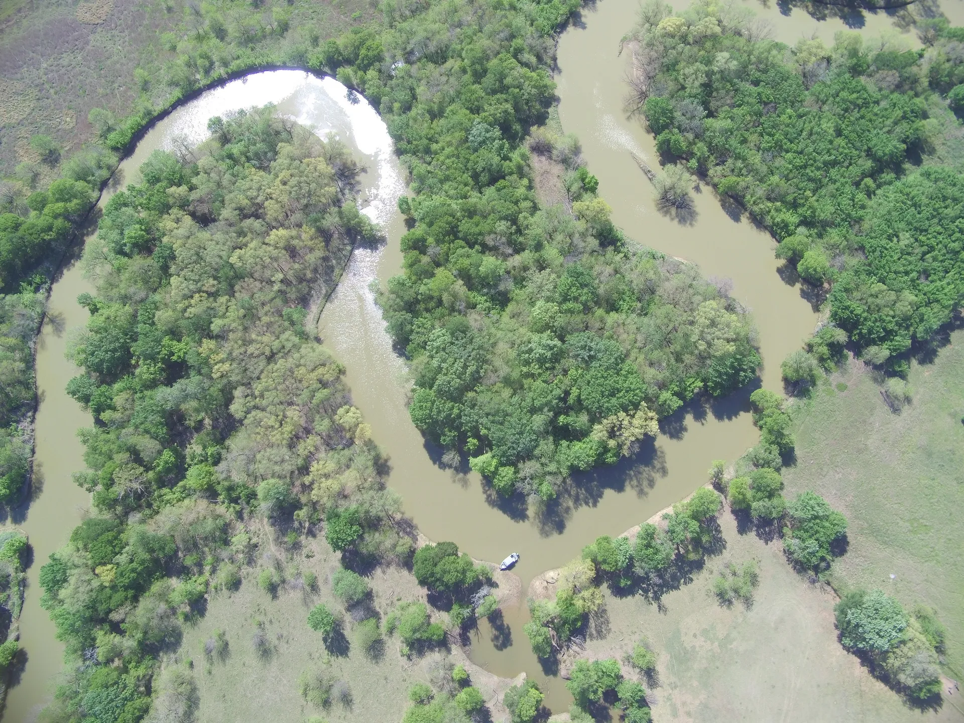 Hewescraft Oceanpro on lake Lewisville/Grapevine *FREE FLOATING MAT!!*