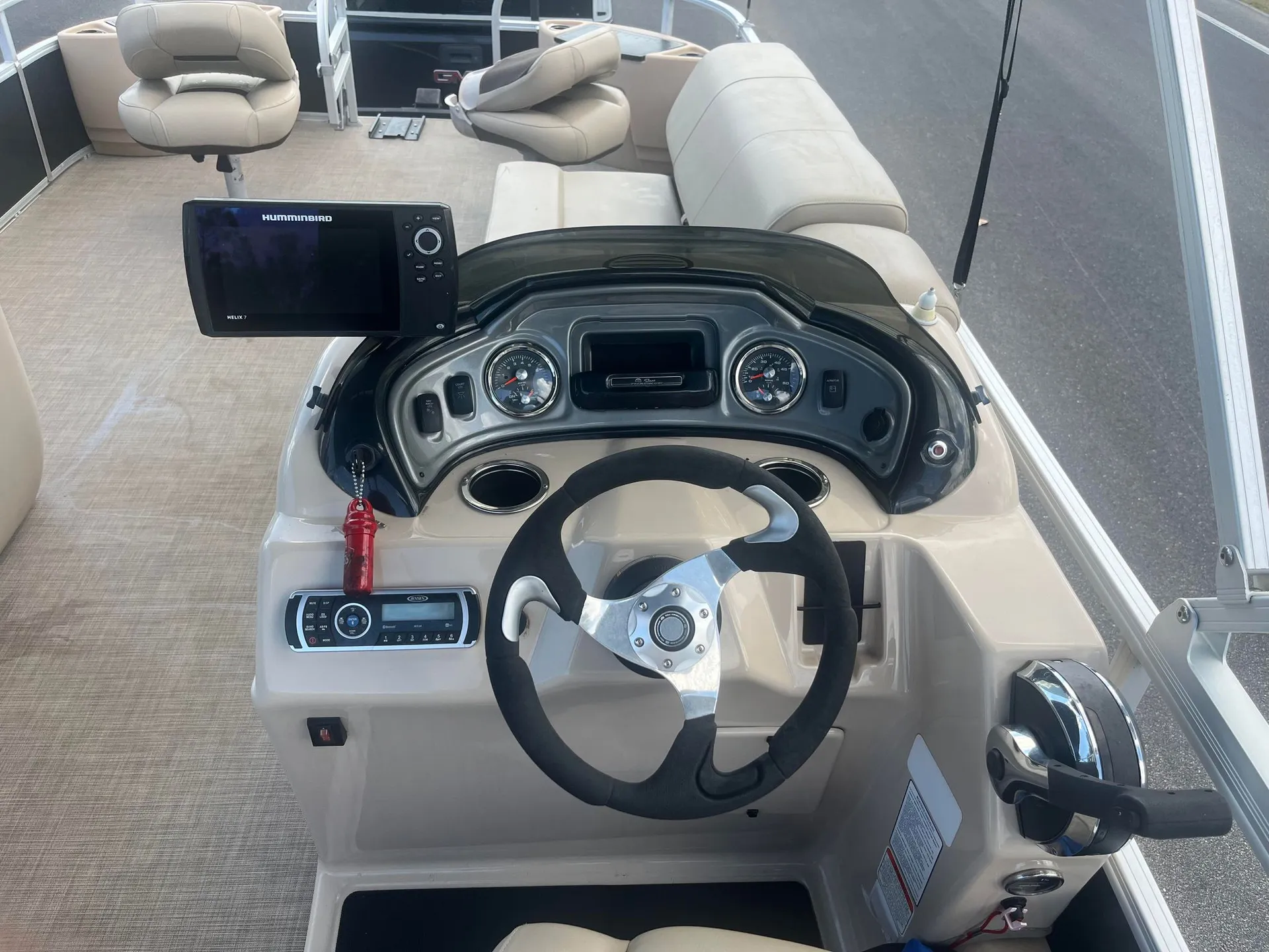 SUN TRACKER FISHIN' BARGE 22 DLX in Cape Coral, FL — photo 5