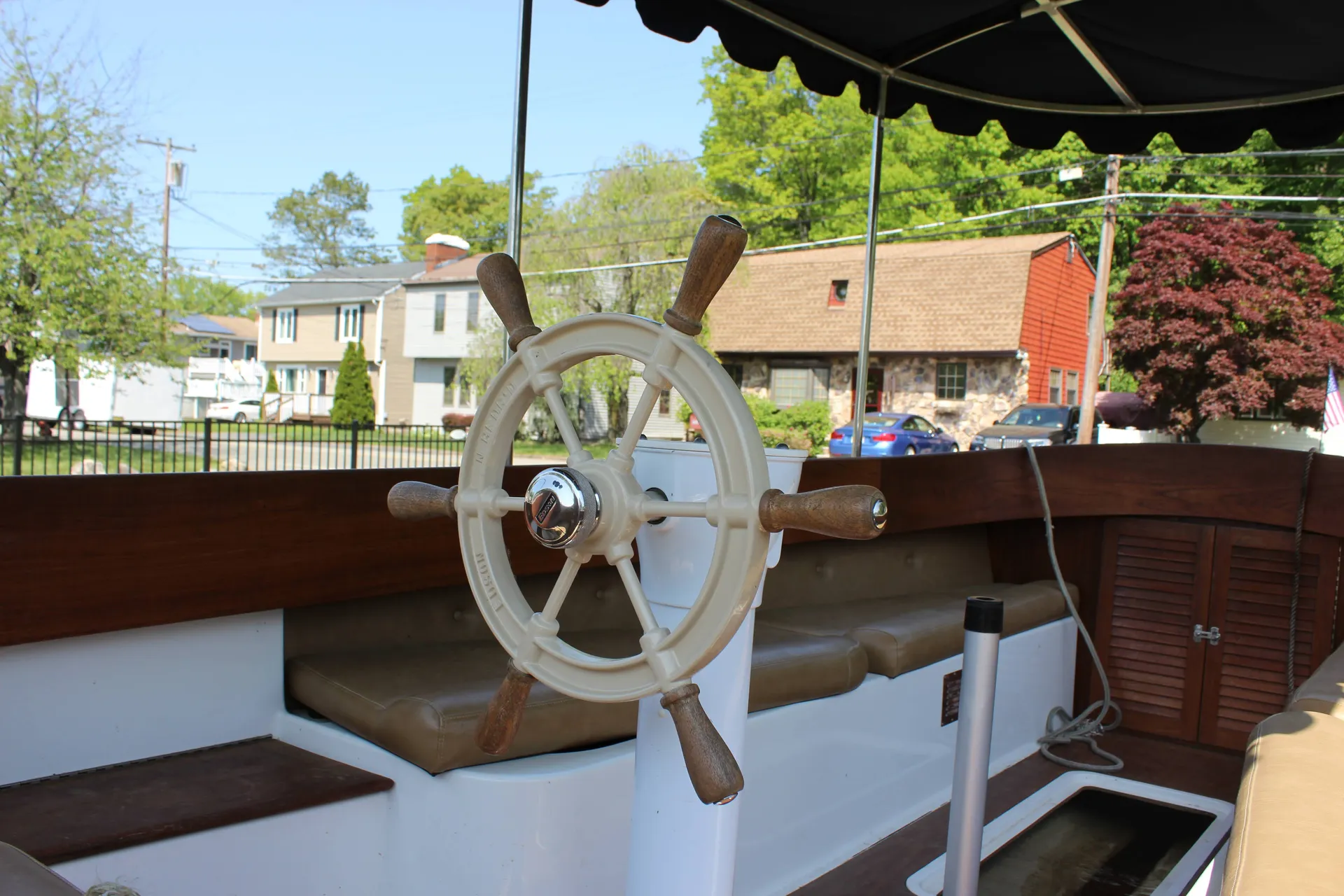 Canadian Electric Boats Fantail 217 in Andover, NJ — photo 3