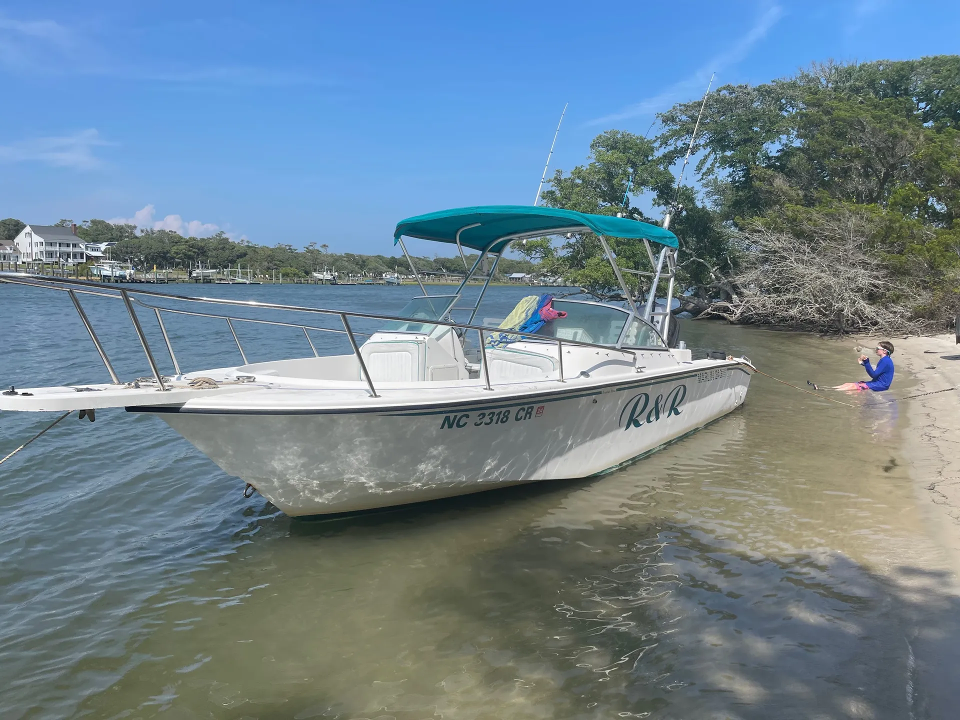 Edgewater  Marlin 240 DC in Newport, NC — photo 3