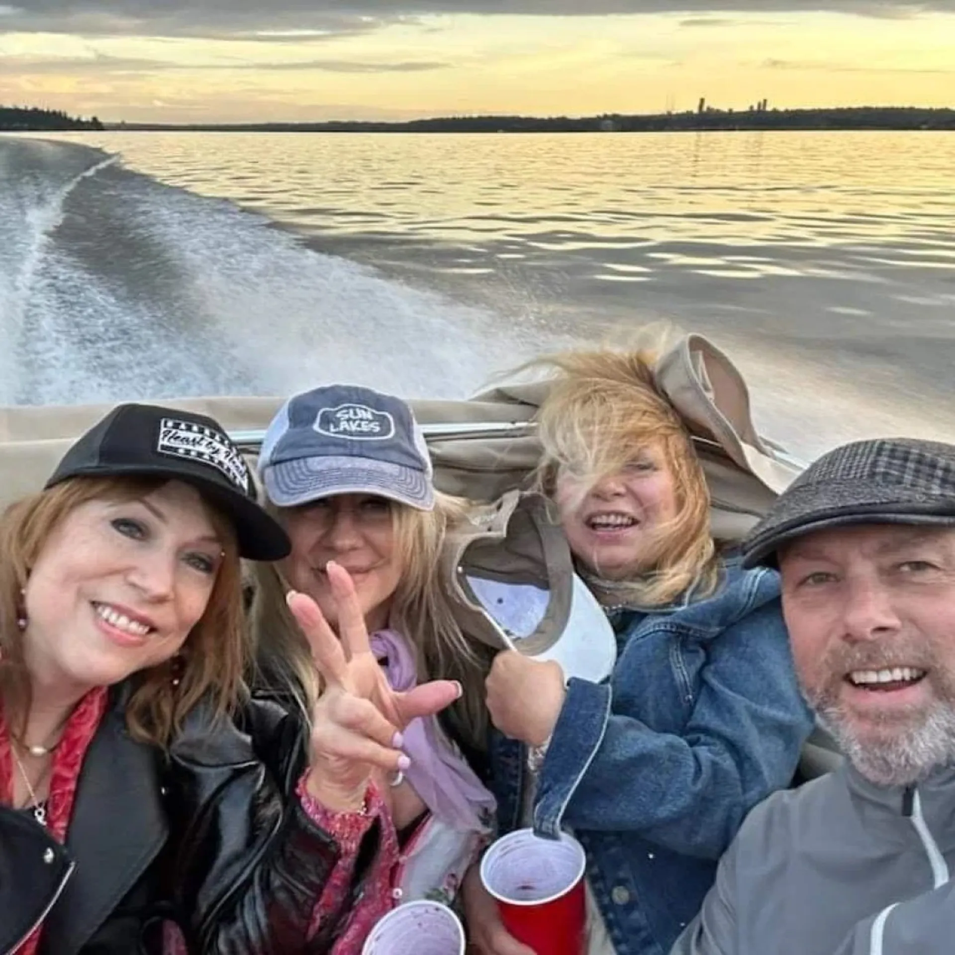 Fast and Fun 20' Glastron Bowrider on Lake Union/Lake Washington