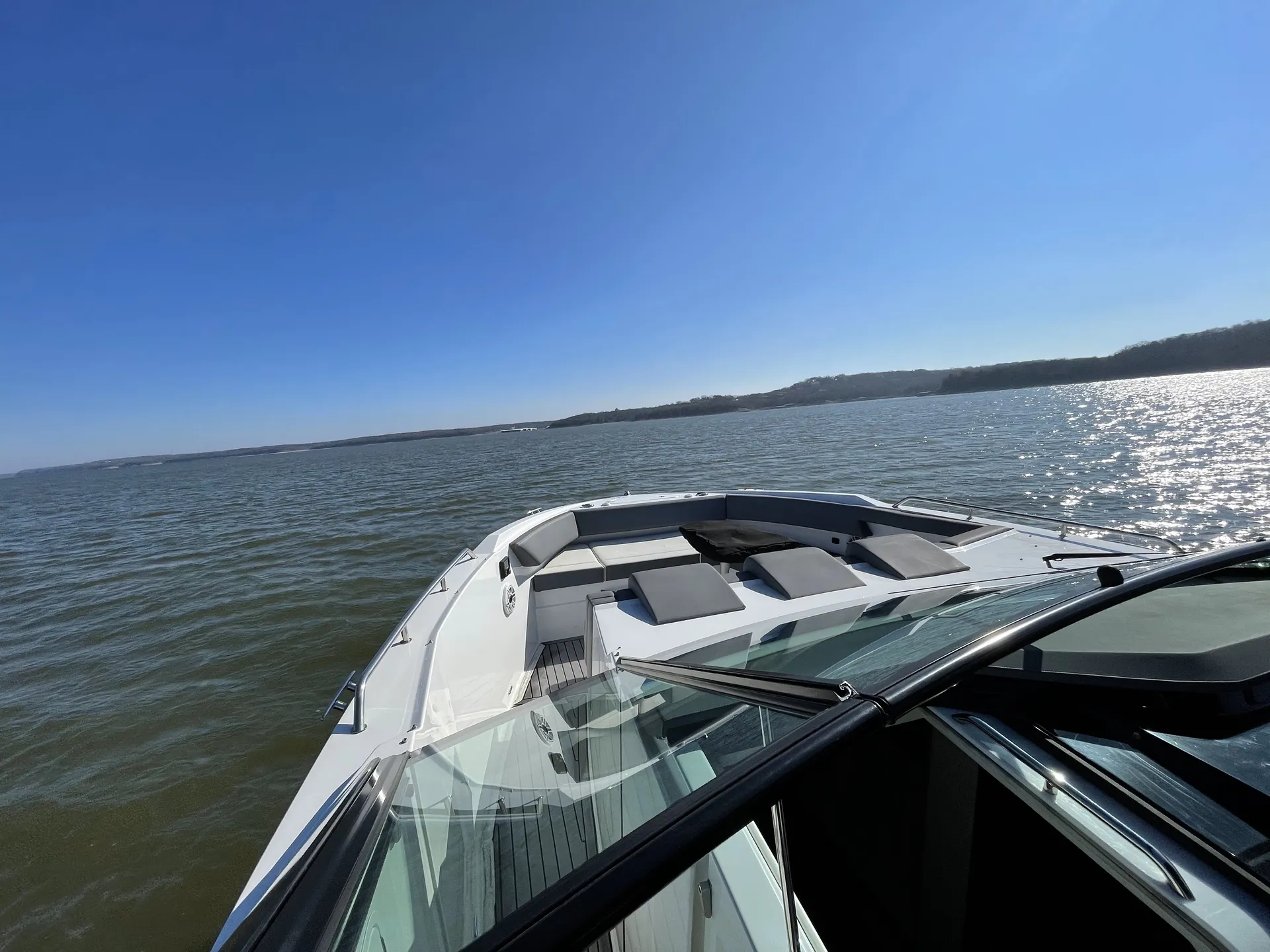 *Female Owned*-Manhattan #1 Luxury Yacht- 12 Passengers 