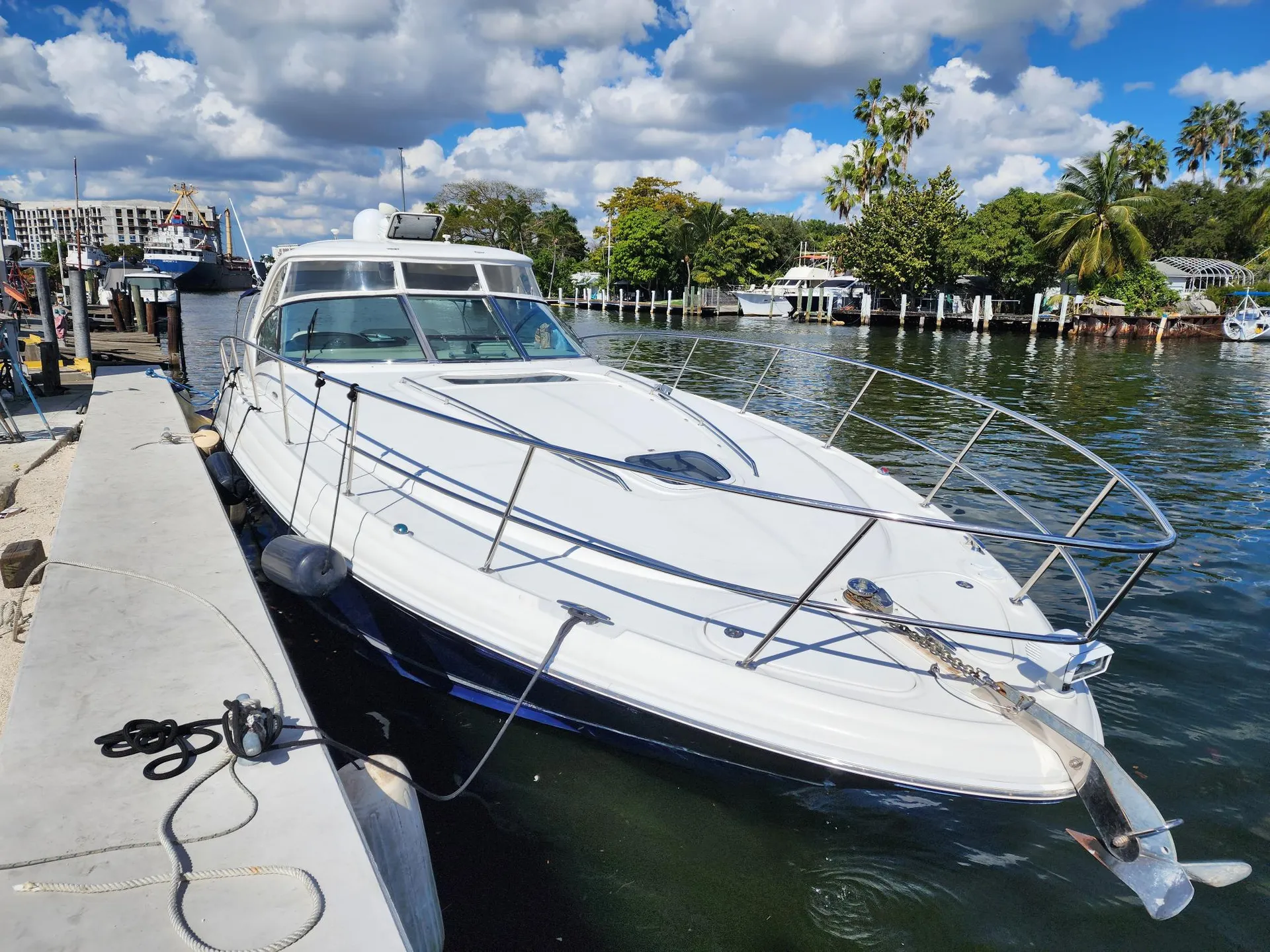 Sea Ray Boats 420 Sundancer in Marina del Rey, CA — photo 2