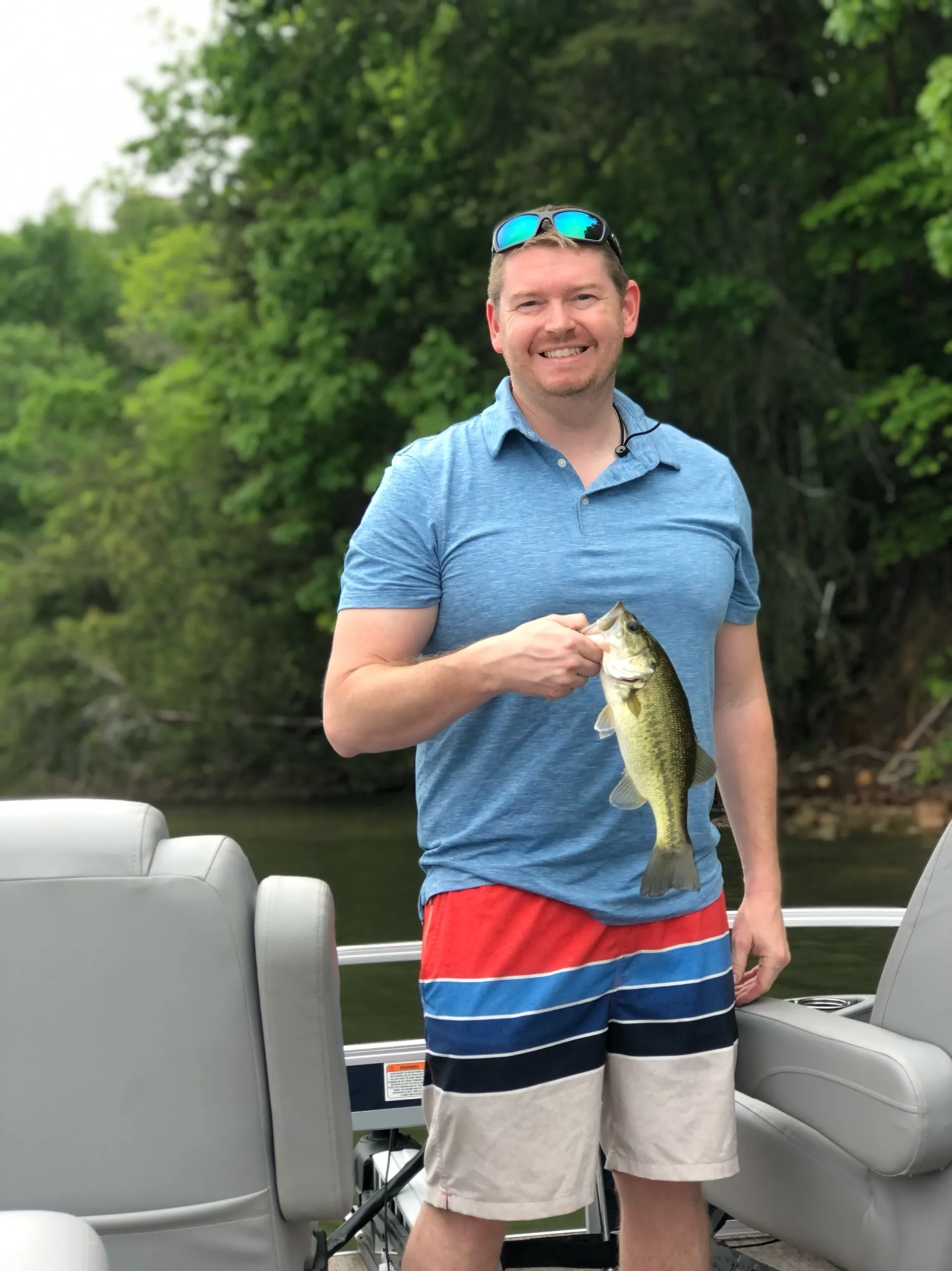 Ranger Pontoon For Fishing or Tubing!!