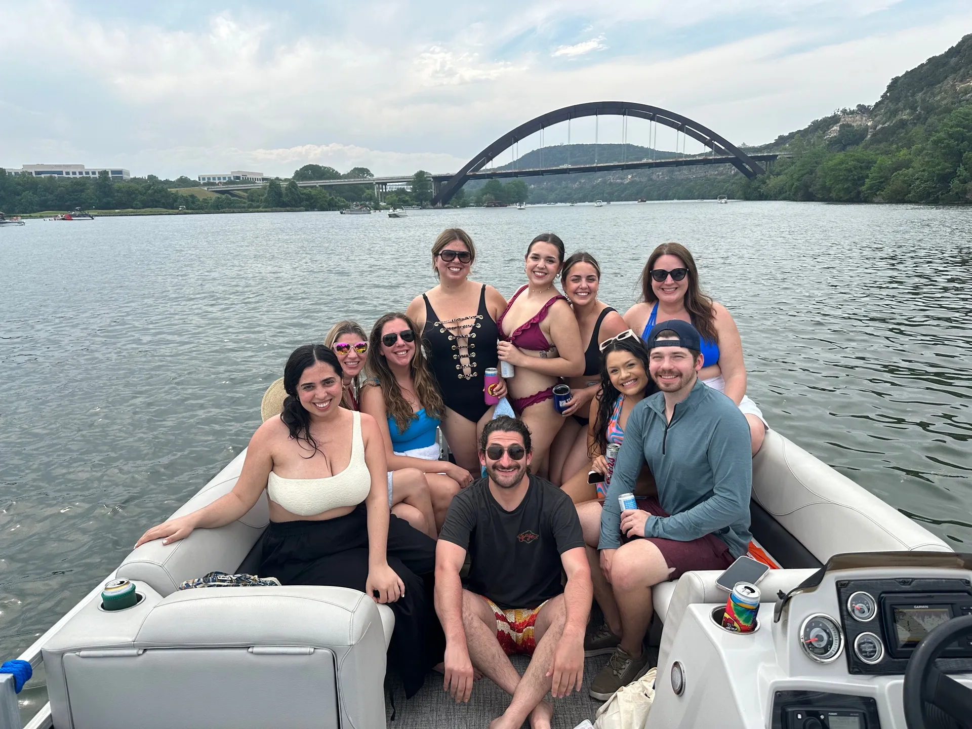 luxury Avalon pontoon Boat Cruise! Perfect for parties/families🎊🥂☀️