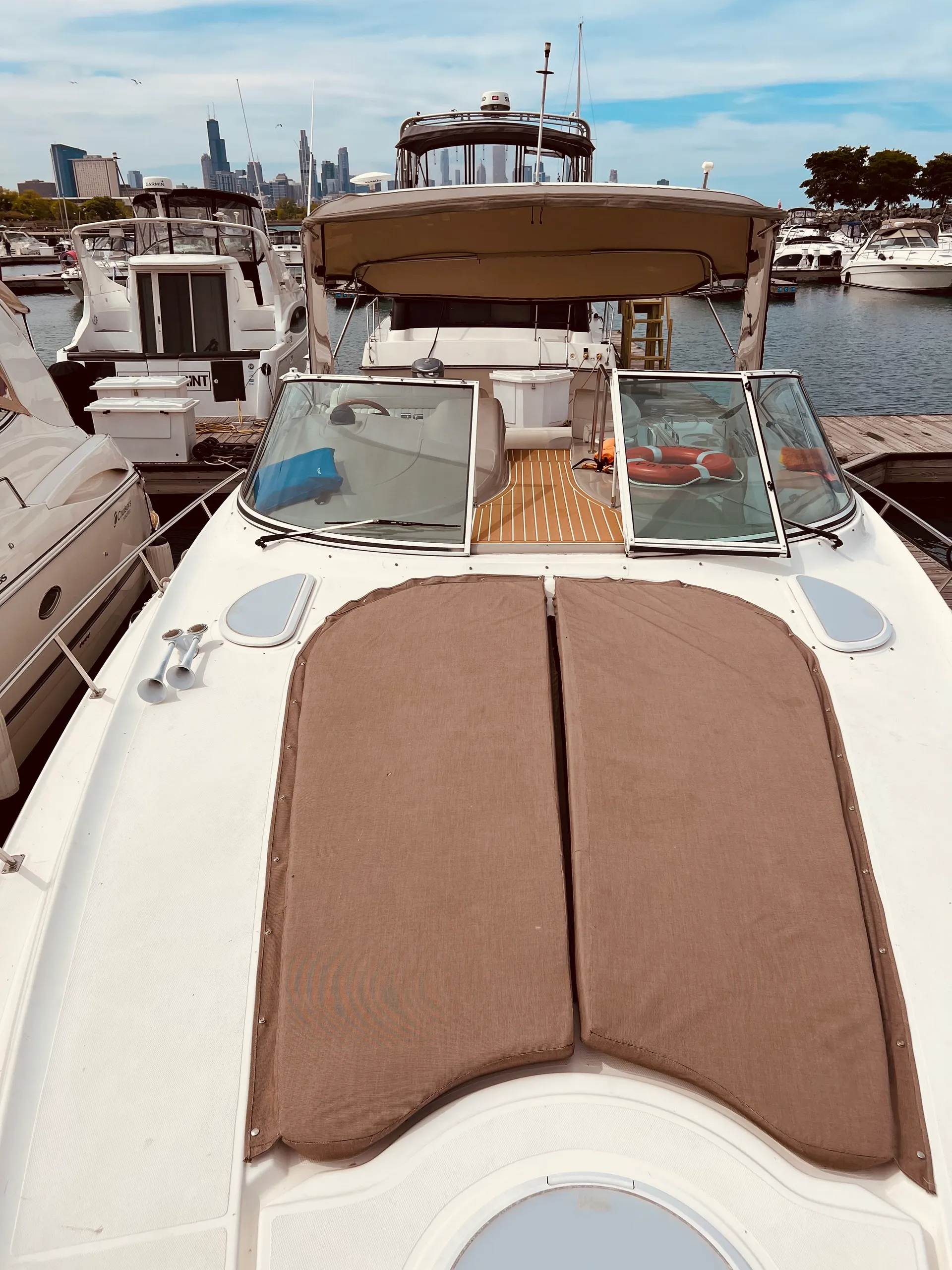 Luxury 40ft Cruisers Express Yacht-Very Spacious & Clean!