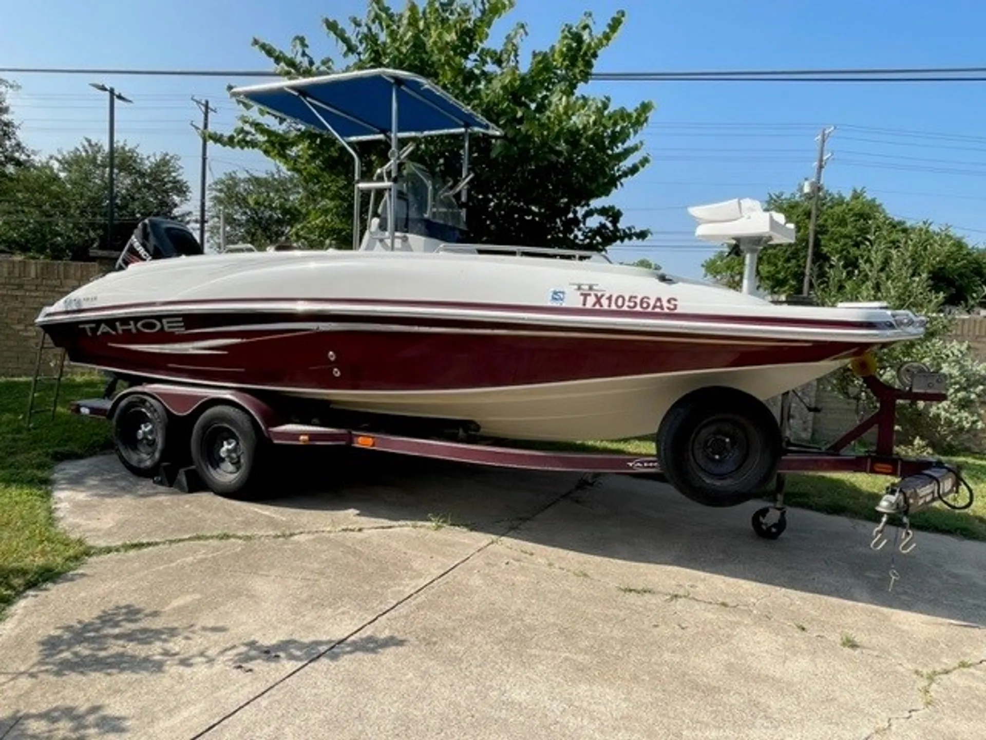Tahoe By Tracker Marine 215 CC 225 DFI in Richardson, TX — photo 2