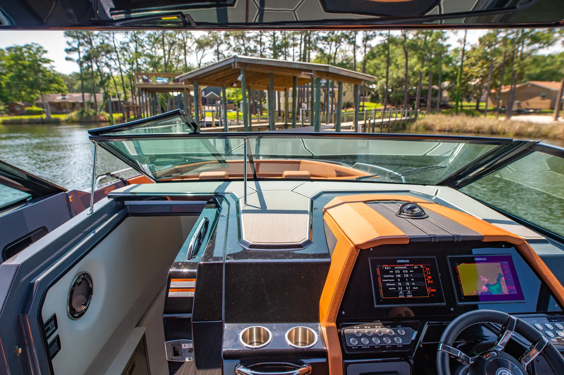 BRAND NEW South Beach Edition Cruisers 34 GLS Day Cruiser