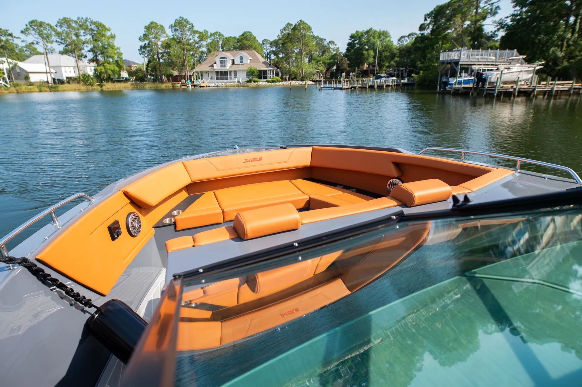 BRAND NEW South Beach Edition Cruisers 34 GLS Day Cruiser