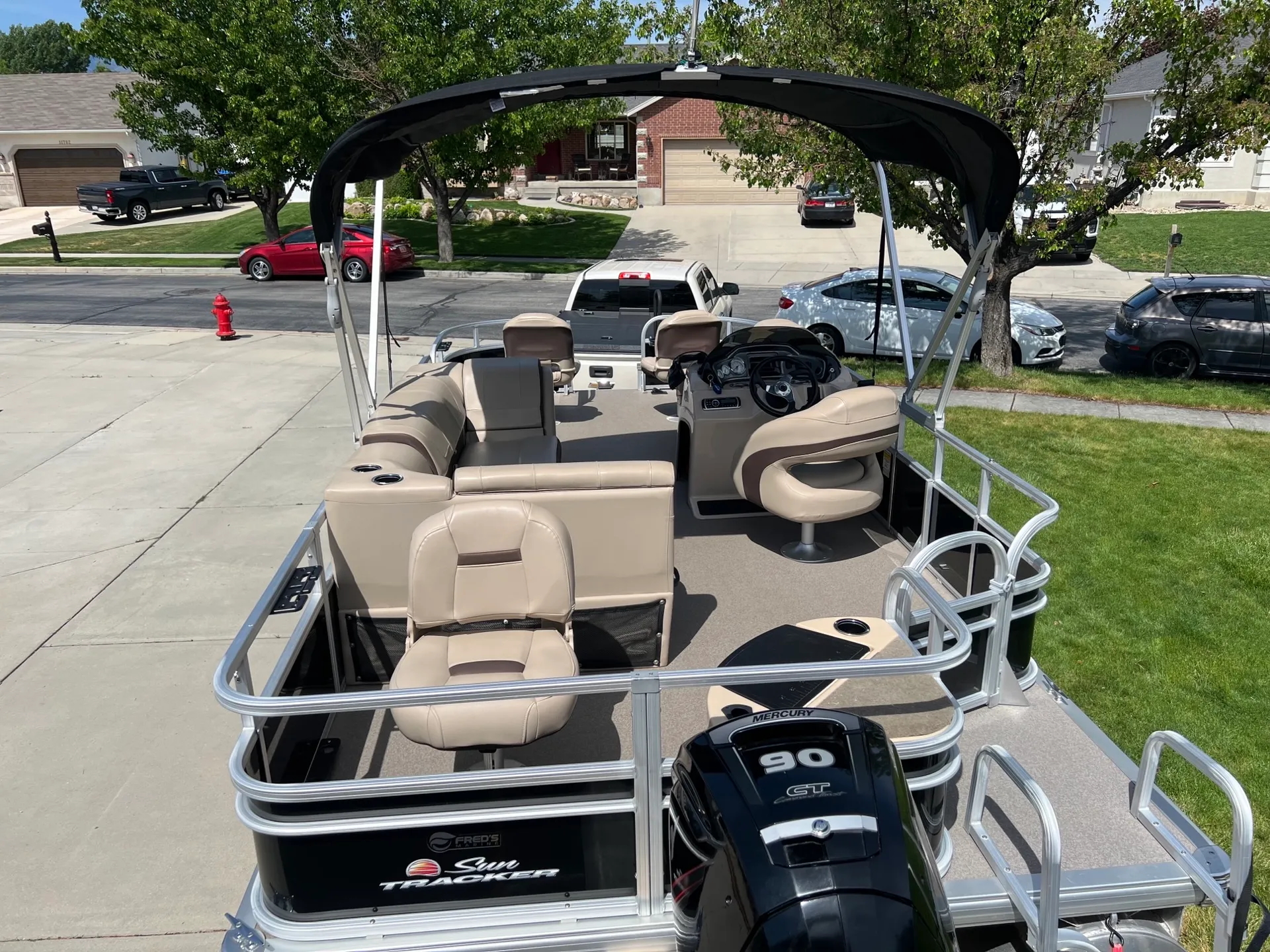 SUN TRACKER FISHIN' BARGE 20 DLX in South Jordan, UT — photo 3