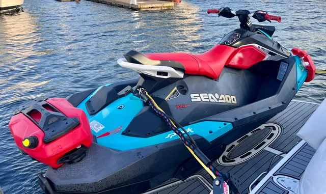 Rent a Sea-doo jet ski / personal water craft in Seattle, WA near me