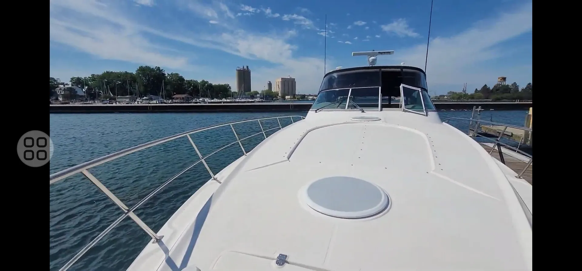 Yachts of fun 47 foot and Island options 2 bedroom suite great layout