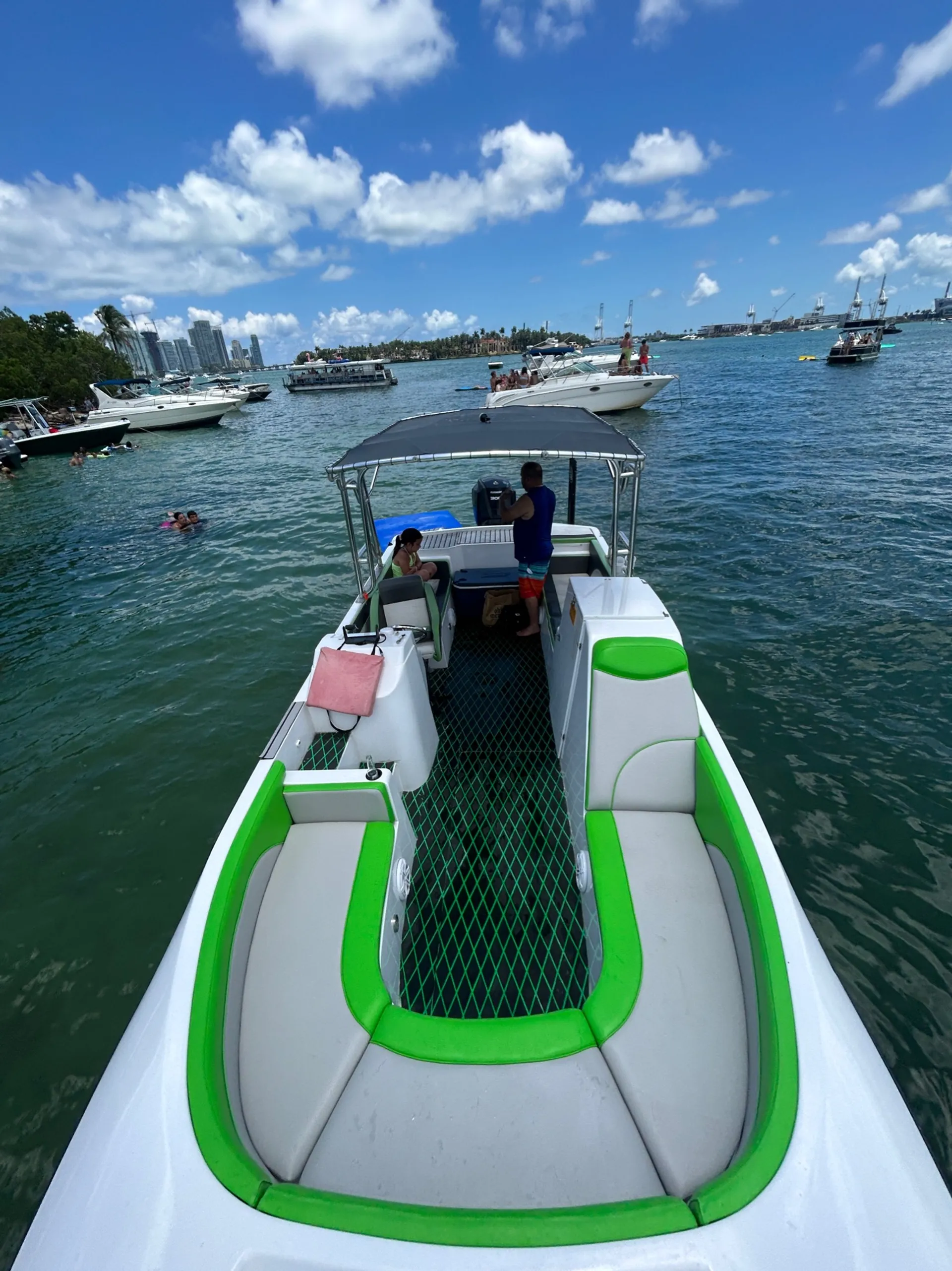Catamaran Catamaran with Evinrude 300hp in Miami, FL — photo 5