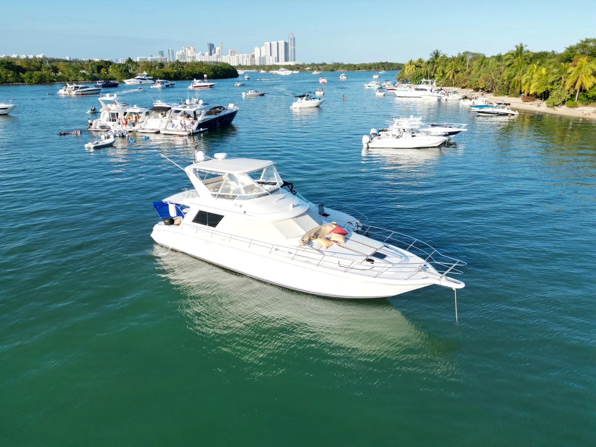 55’ Sea Ray - CHARTER TODAY!