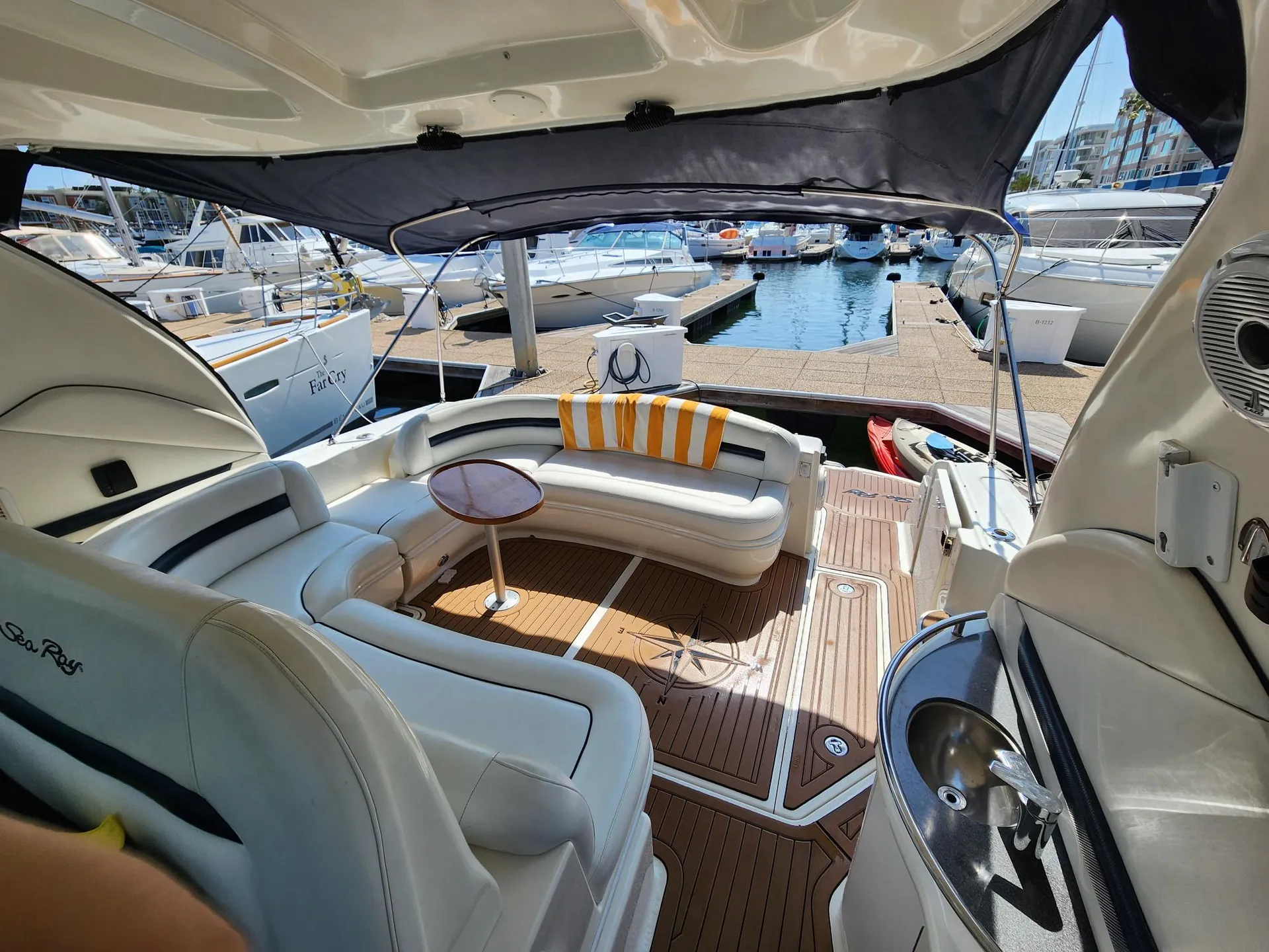 Sea Ray Boats 420 Sundancer in Marina del Rey, CA