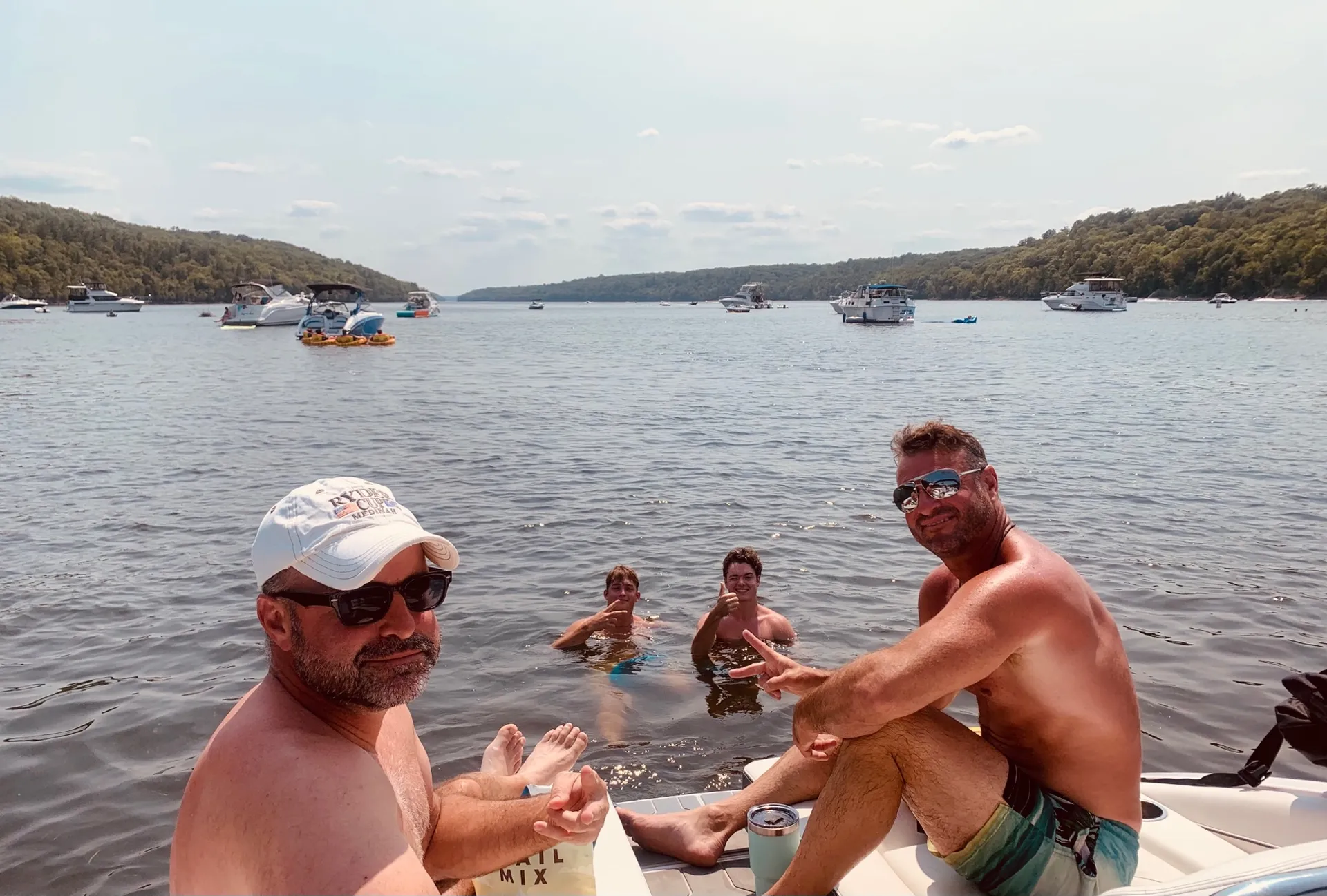 Luxury Sport Located on Lake Minnetonka!