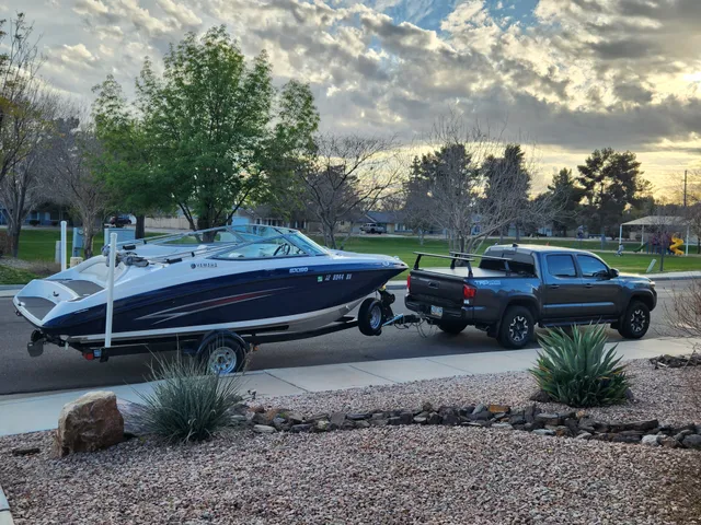 Rent a Yamaha jet boat in Gilbert, AZ near me
