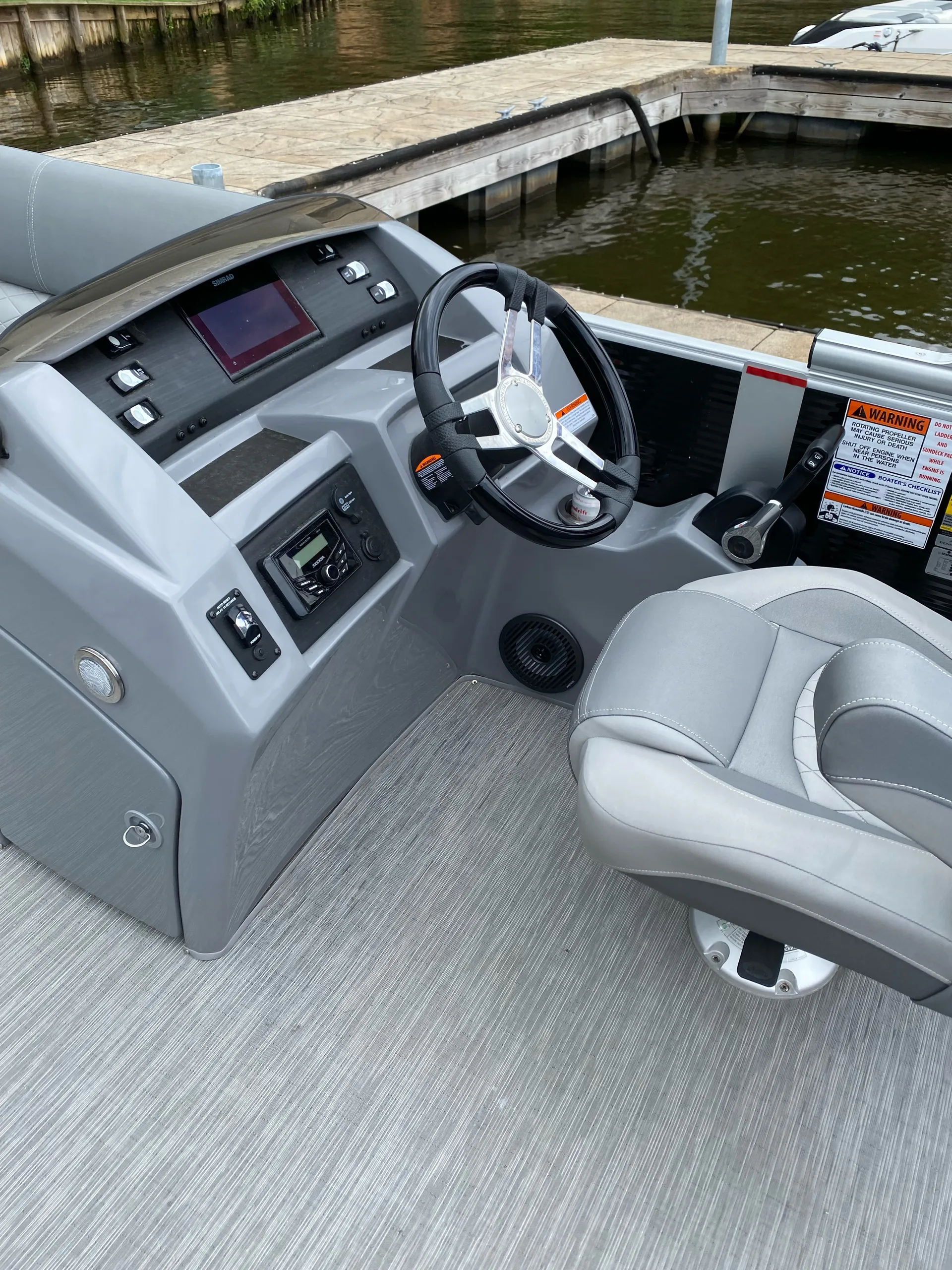 BENNINGTON MARINE 22 LSB in Eatonton, GA — photo 6