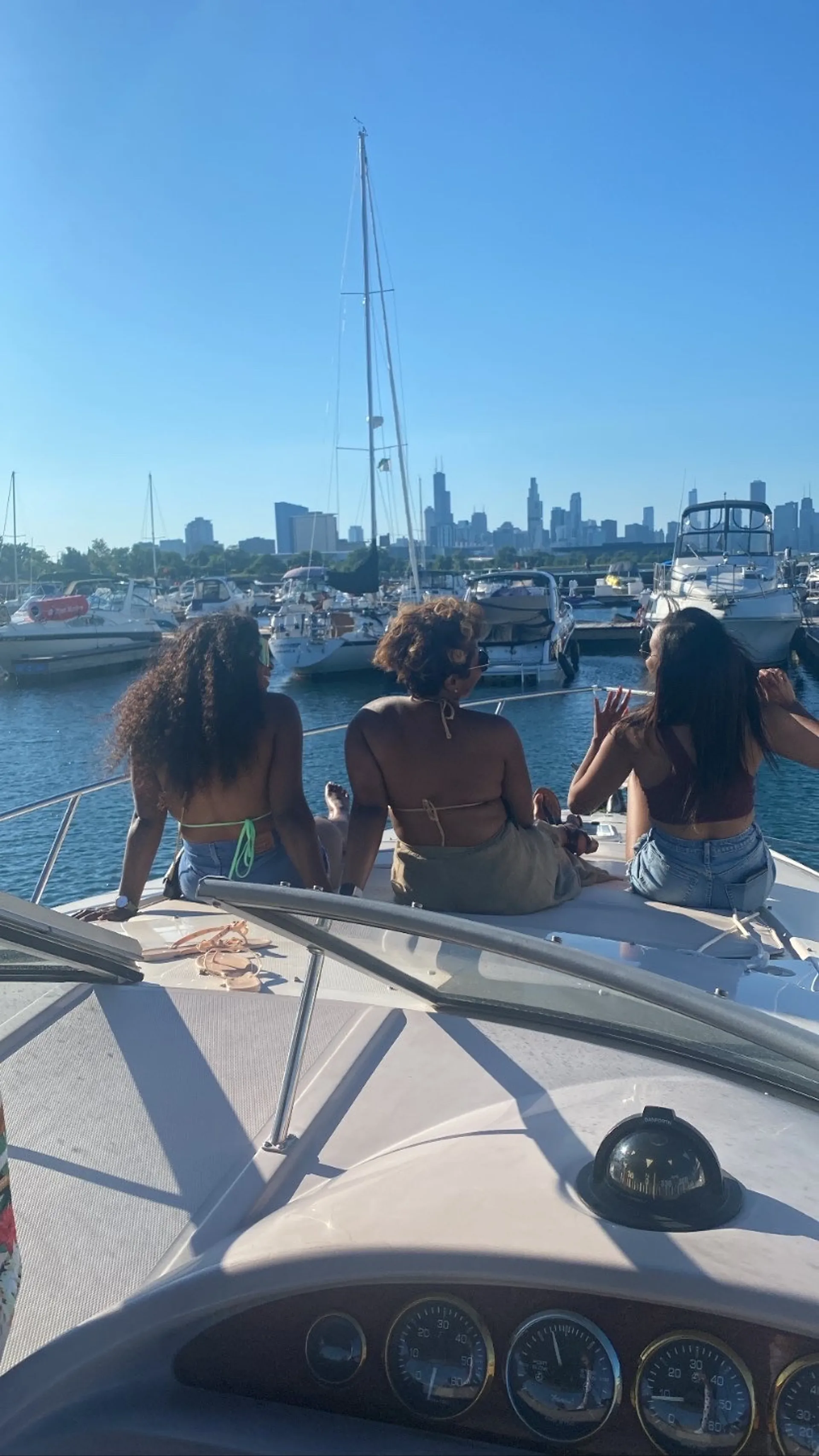 Regal Boats IO1085959 in Chicago, IL — photo 5