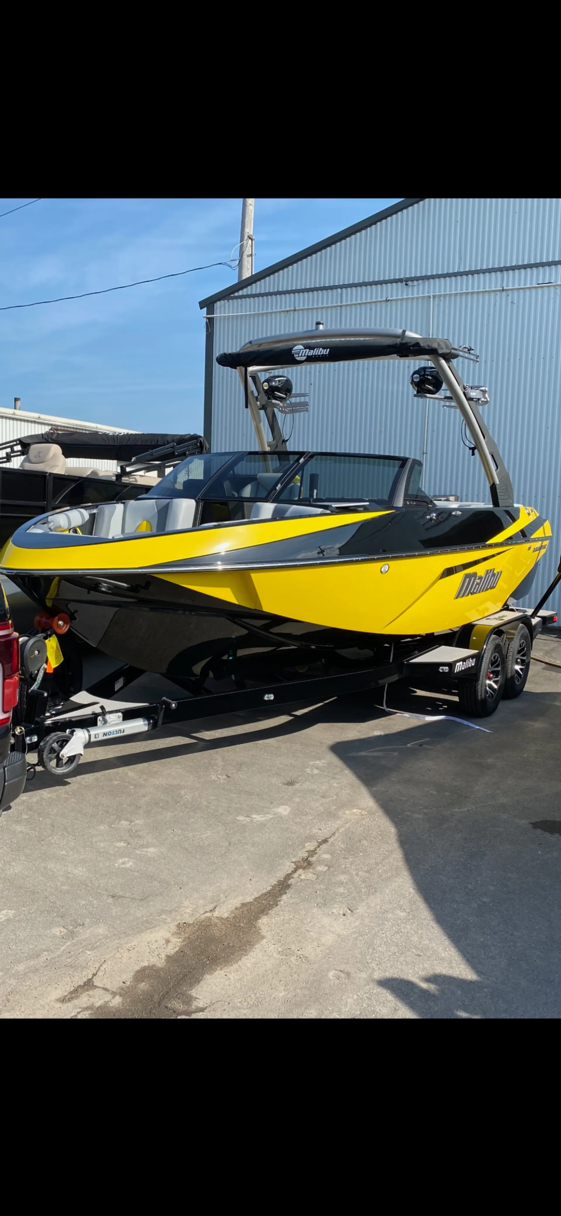 MALIBU BOATS WAKESETTER 21 VLX in Scottsdale, AZ — photo 2