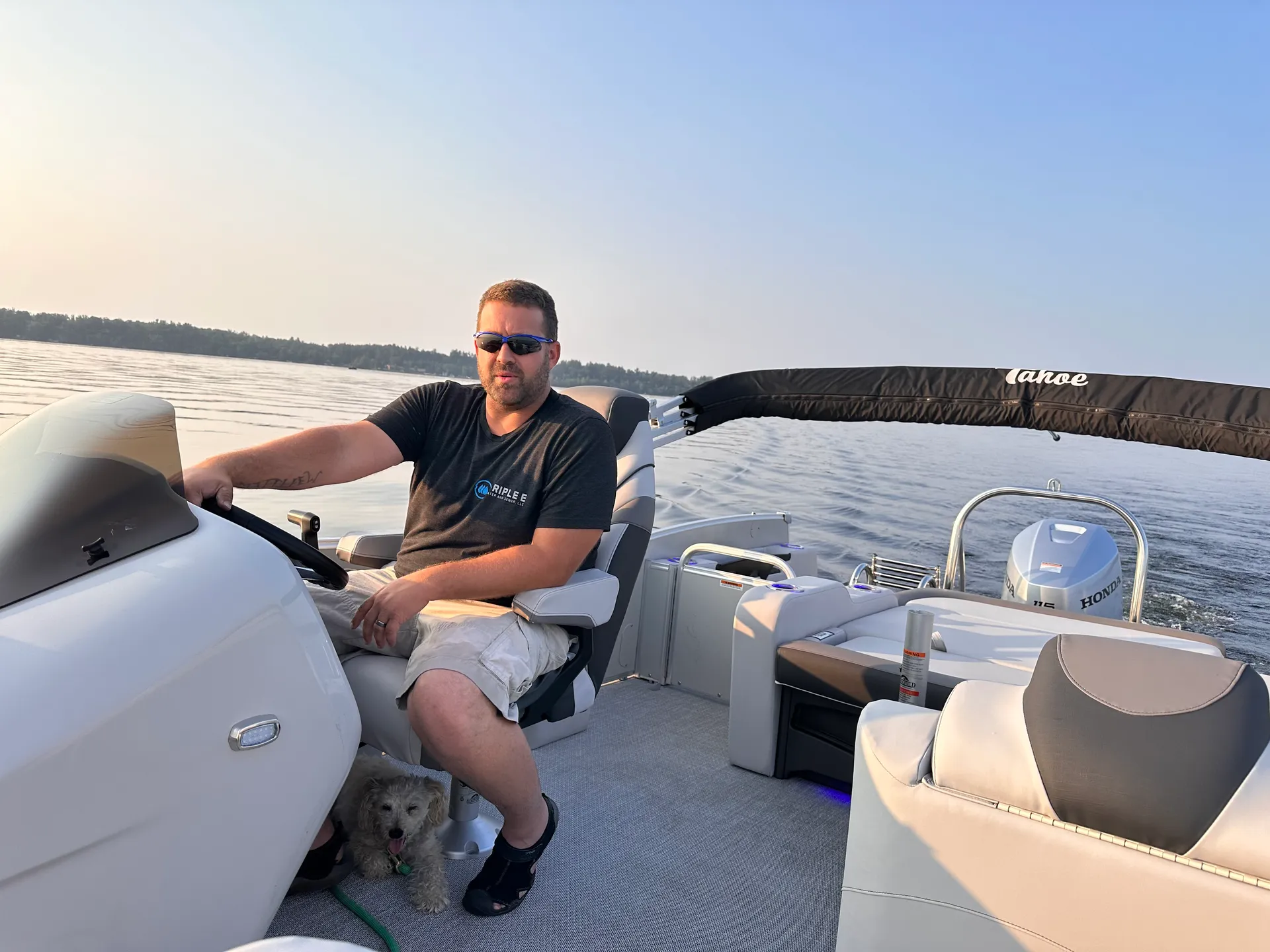 TAHOE PONTOONS CASCADE VERSATILE REAR BENCH 2385VRB in Taylors Falls, MN — photo 3