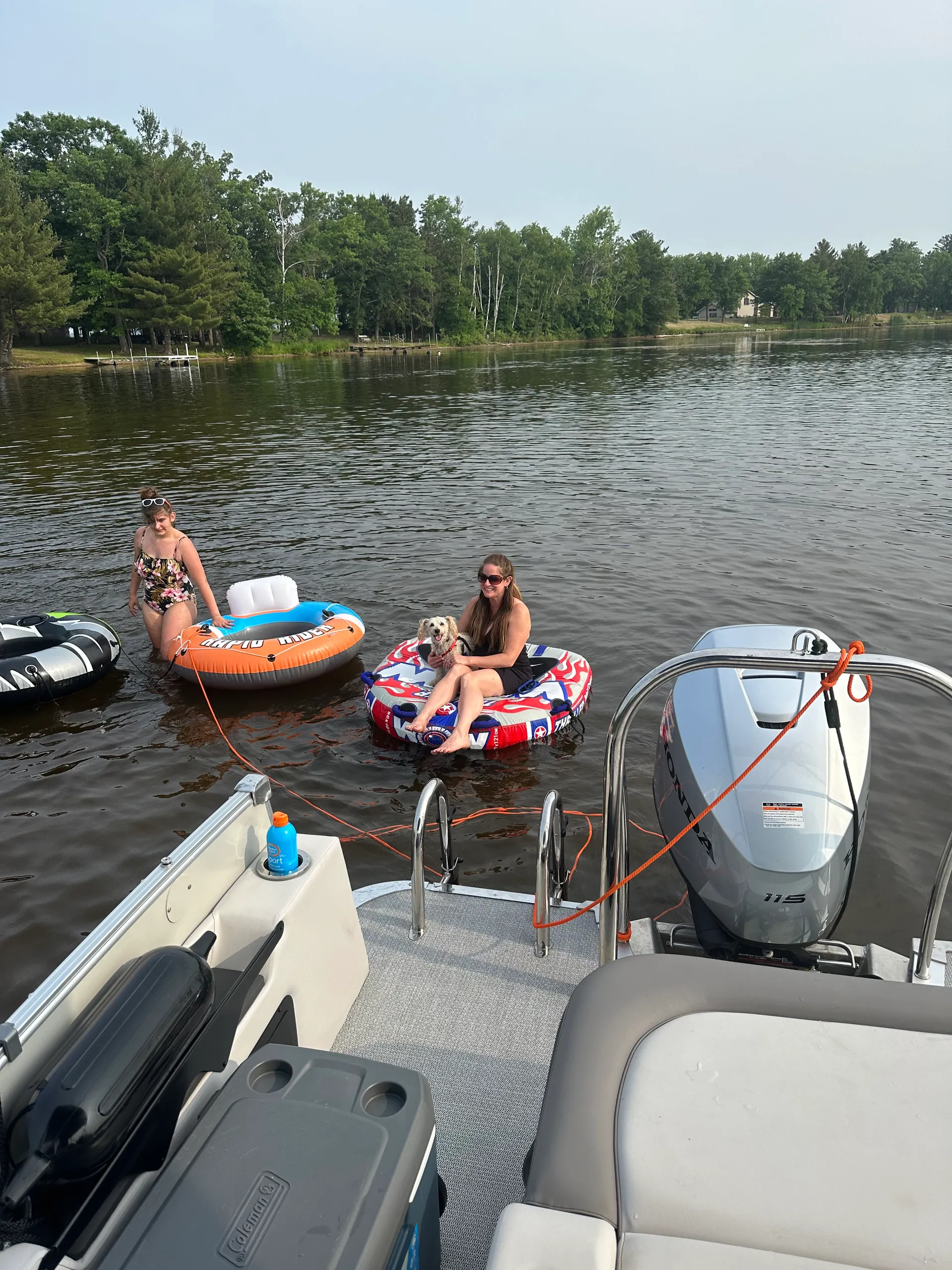 TAHOE PONTOONS CASCADE VERSATILE REAR BENCH 2385VRB in Taylors Falls, MN — photo 4