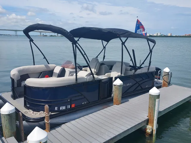 Rent a SYLVAN MARINE pontoon in Clearwater, FL near me