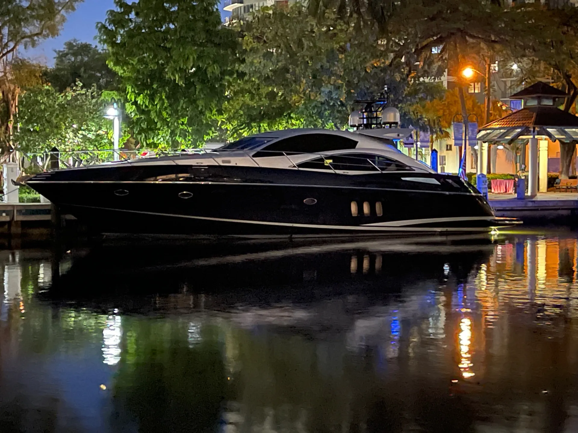 Sunseeker Predator in Fort Lauderdale, FL