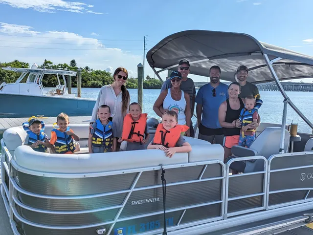 Rent a GODFREY MARINE pontoon in St. Petersburg, FL near me