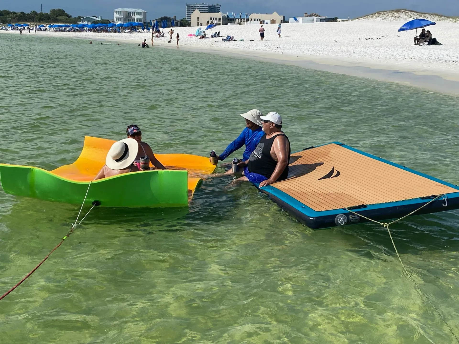 Pontoon Party!! For all gatherings (Paddleboard,Lily Pad, Inflatables)