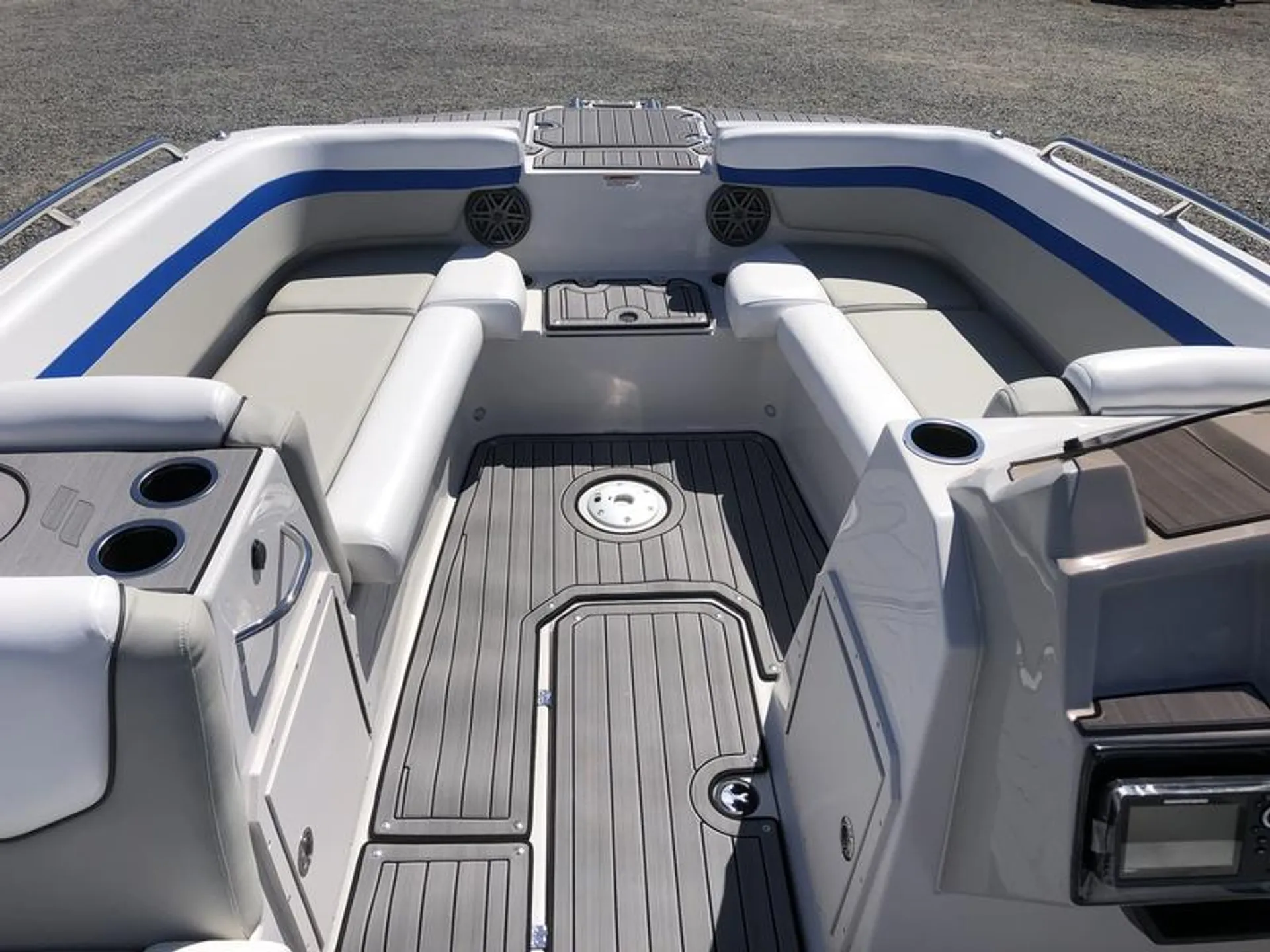 SUPERB BOAT 9PAX | CRUISING DOLPHIN WATCH SUNBATHING SWIMMING  FISHING