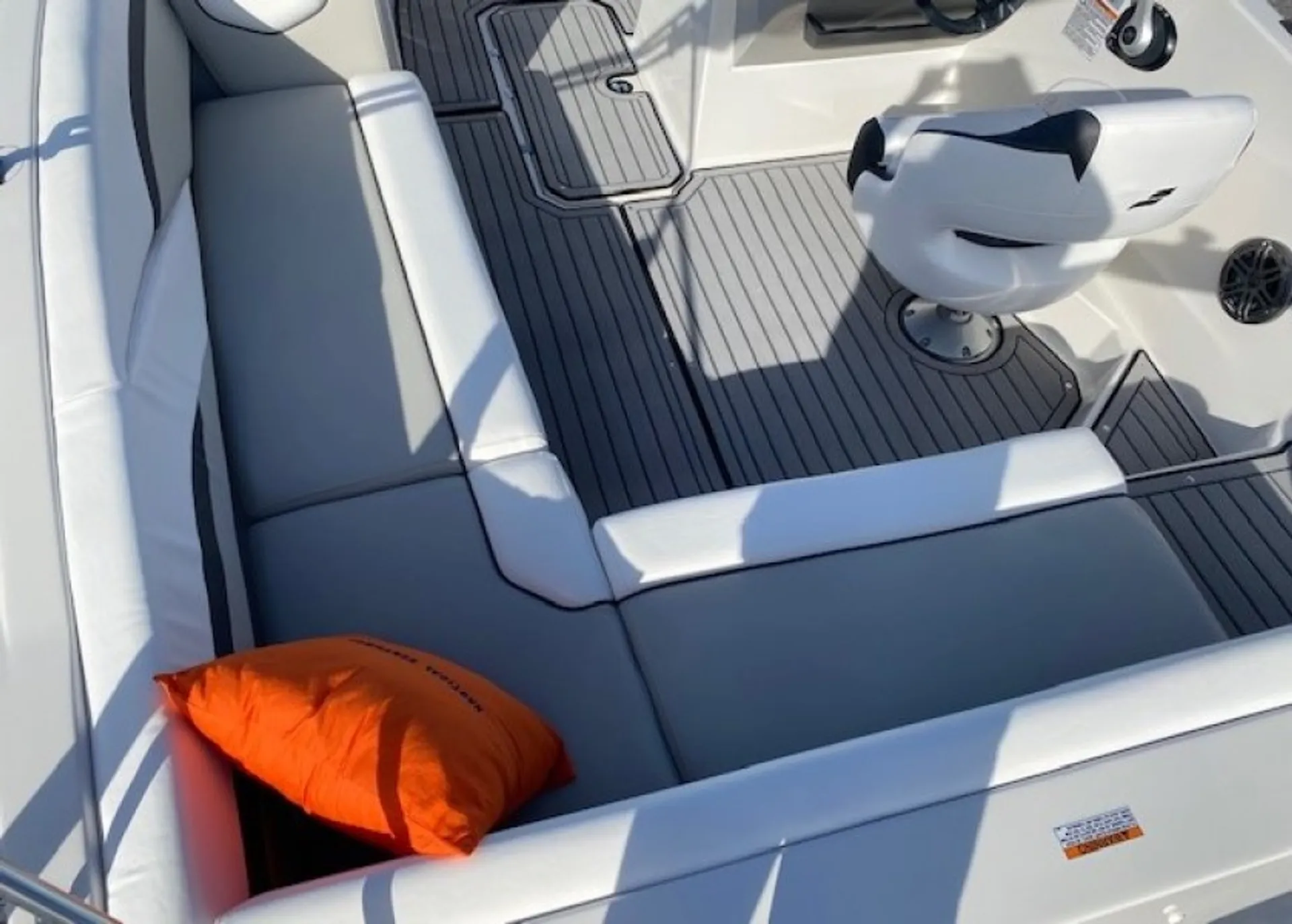 SUPERB BOAT 9PAX | CRUISING DOLPHIN WATCH SUNBATHING SWIMMING  FISHING