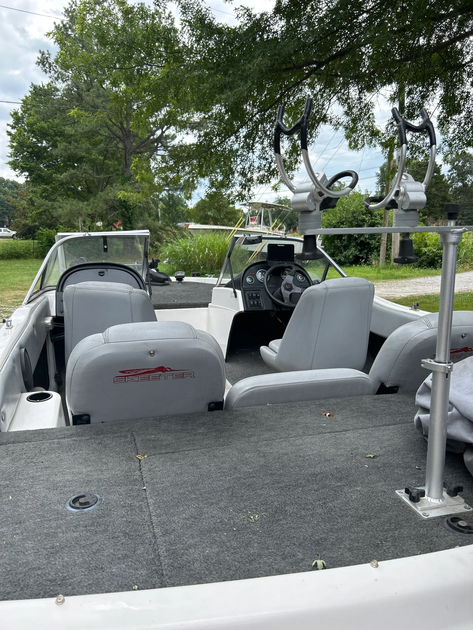 Skeeter Fish & Ski  Boat