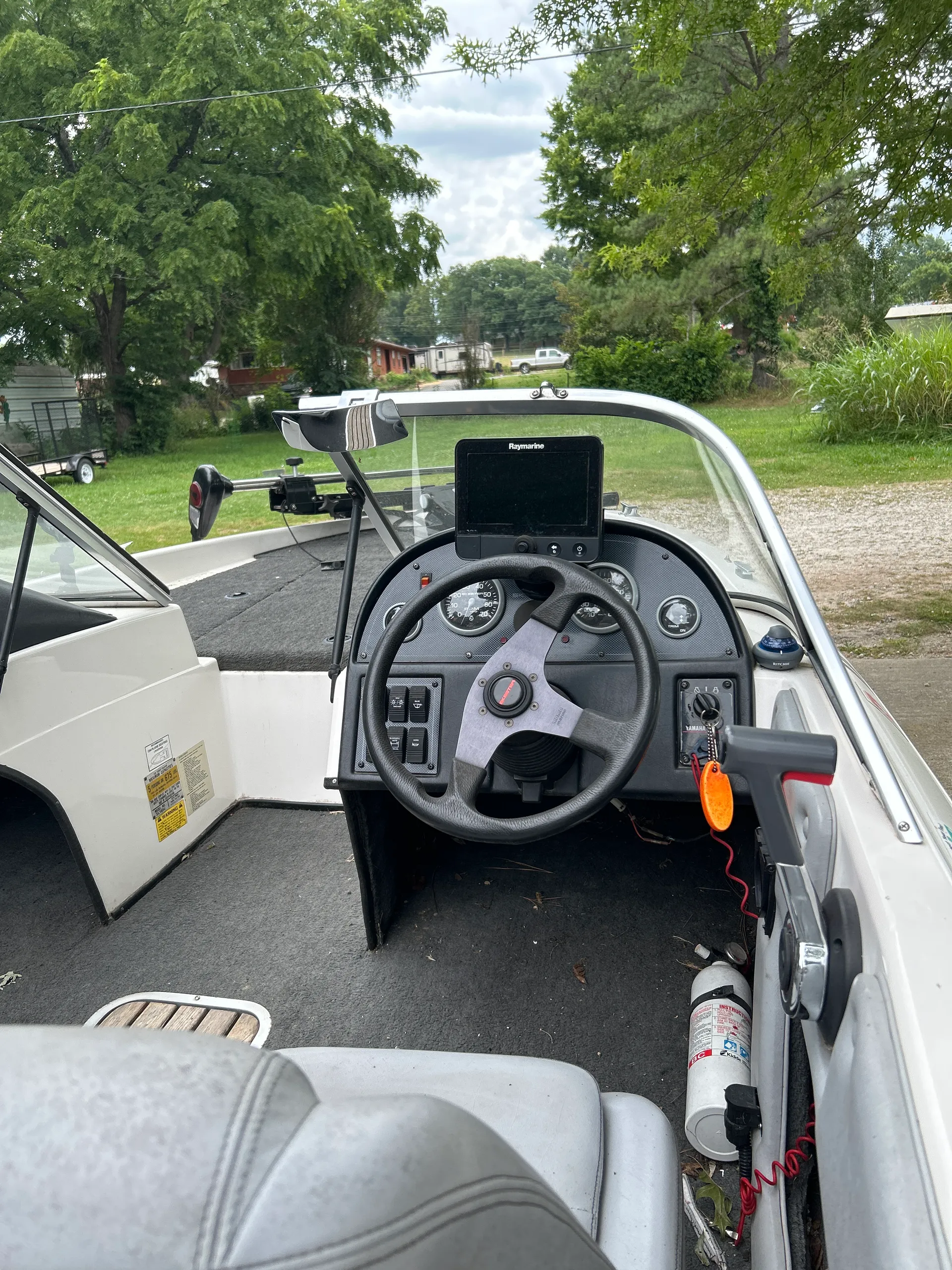 Skeeter Fish & Ski  Boat