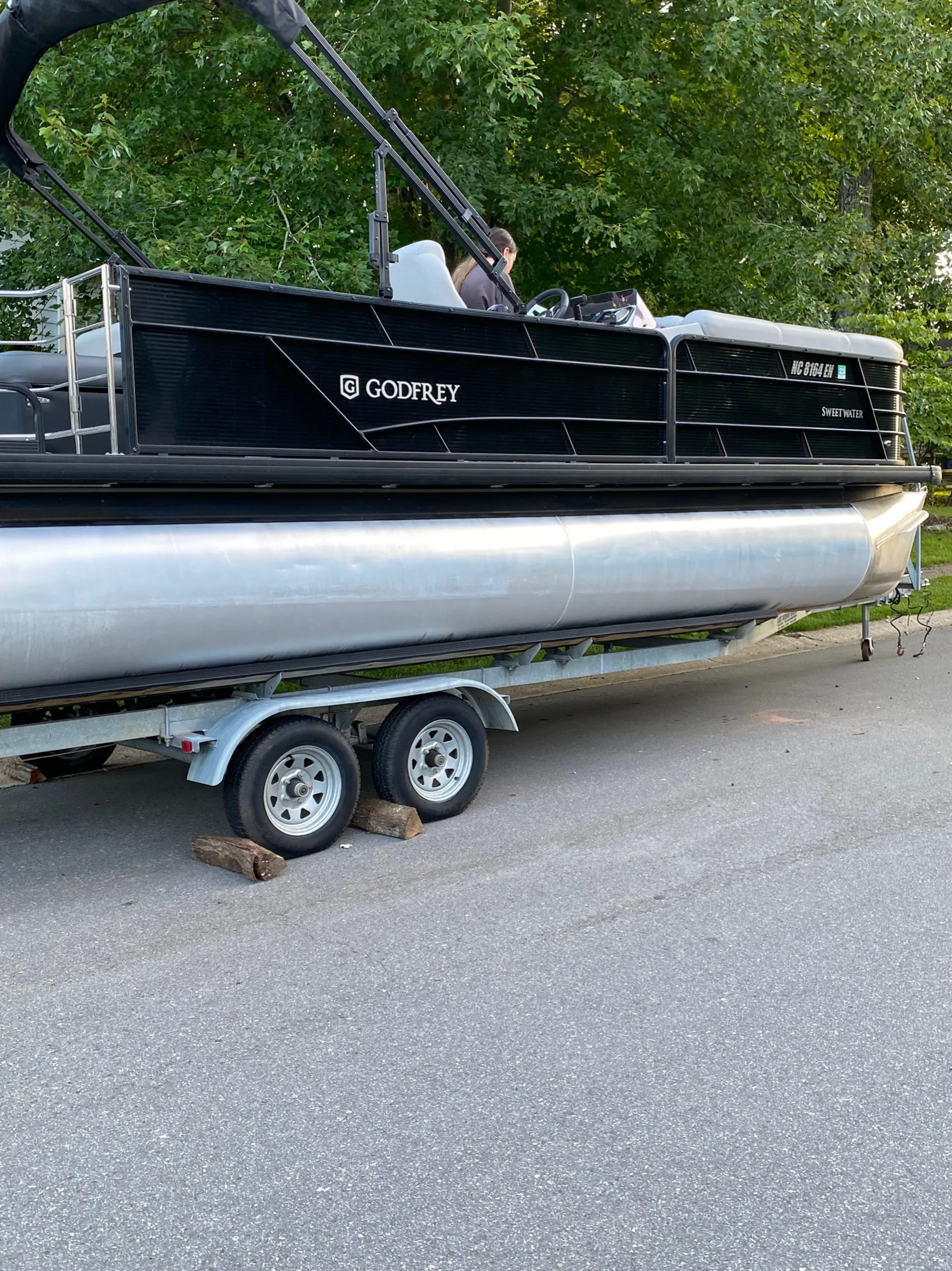 250 hp motor 2020 Godfrey Sweetwater Party Barge-250hp Free Tube Inc!