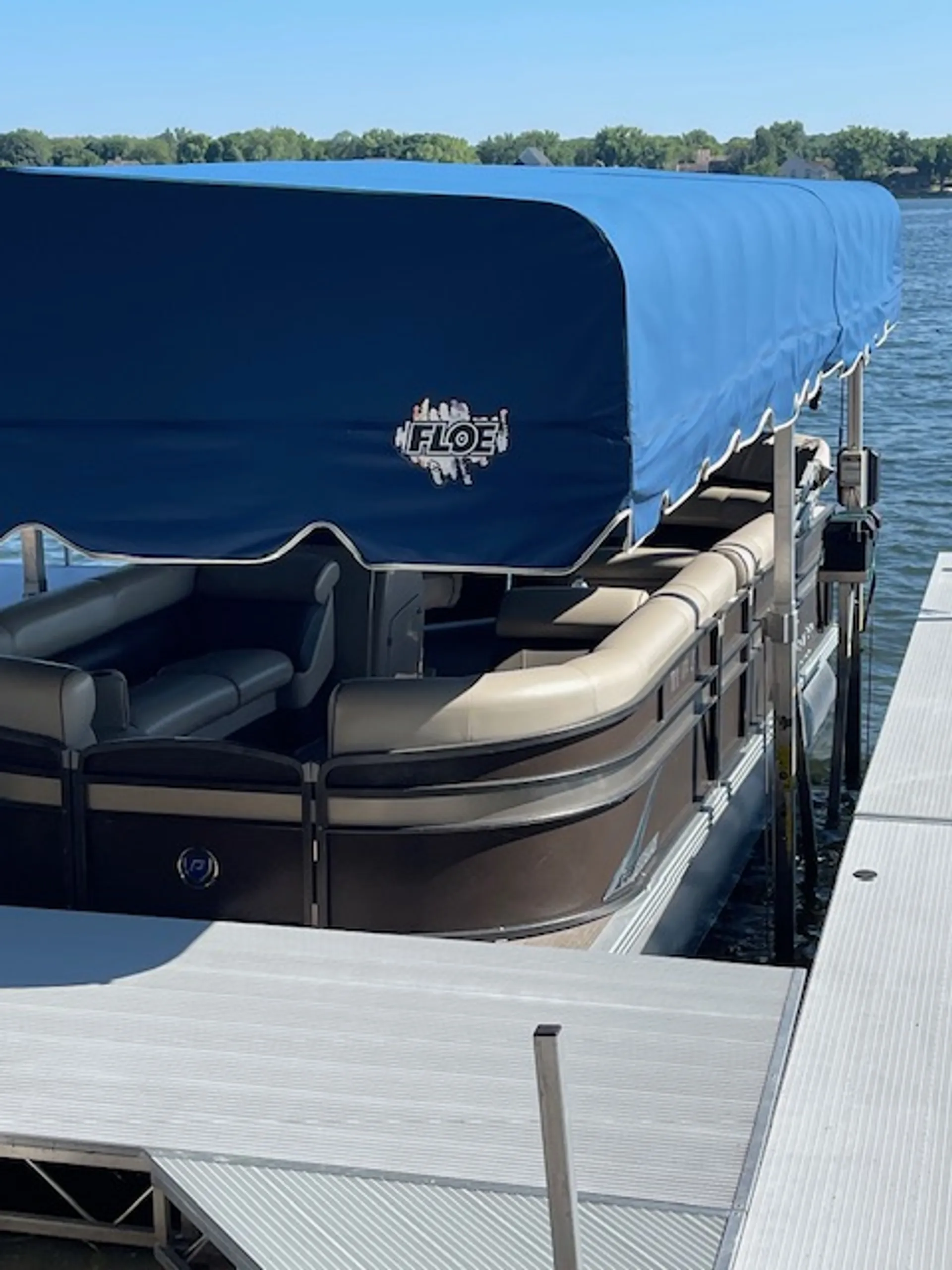 Prior Lake Premier Pontoon