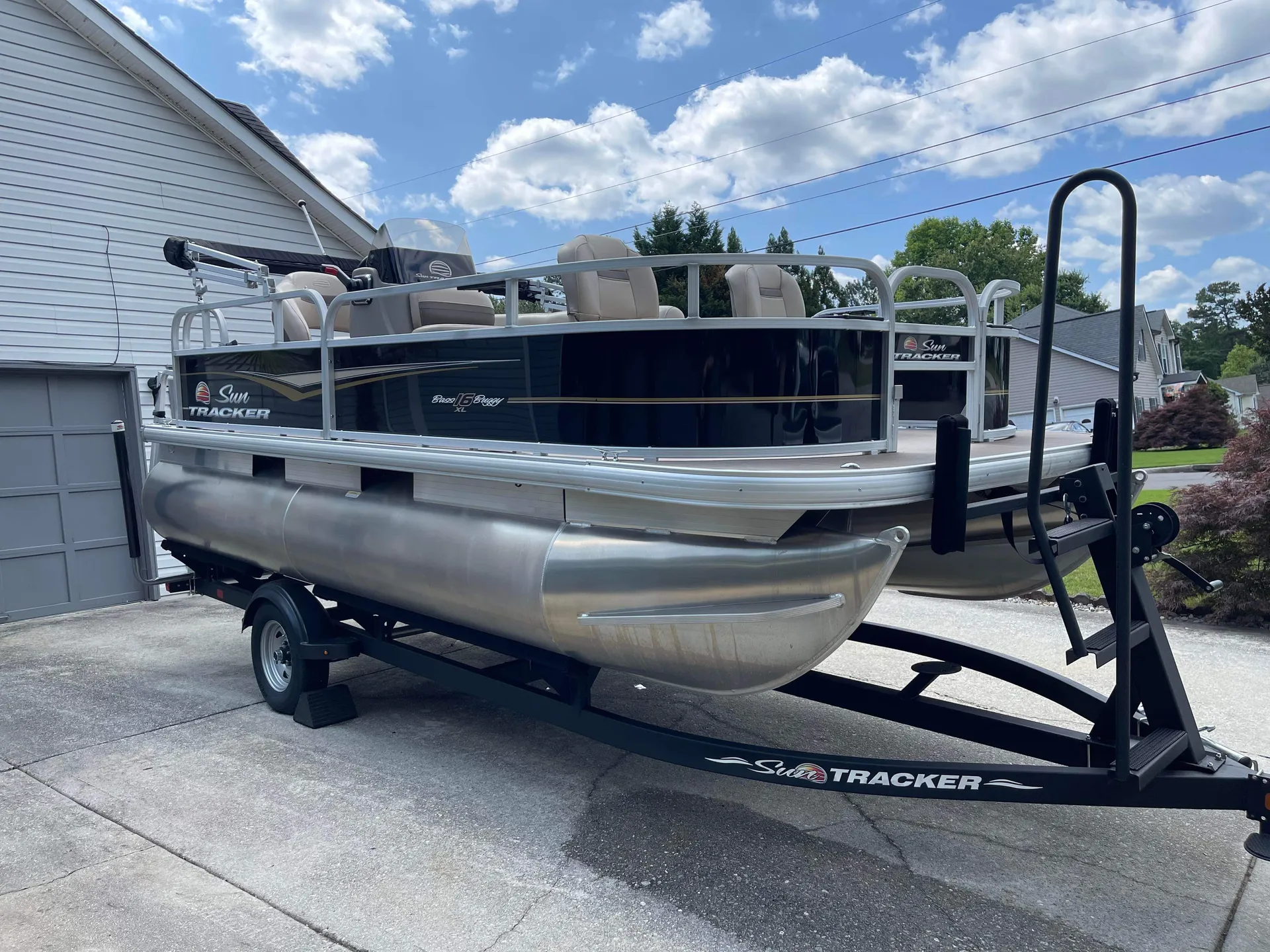 SUN TRACKER BASS BUGGY 16 XL SELECT in Buford, GA — photo 3