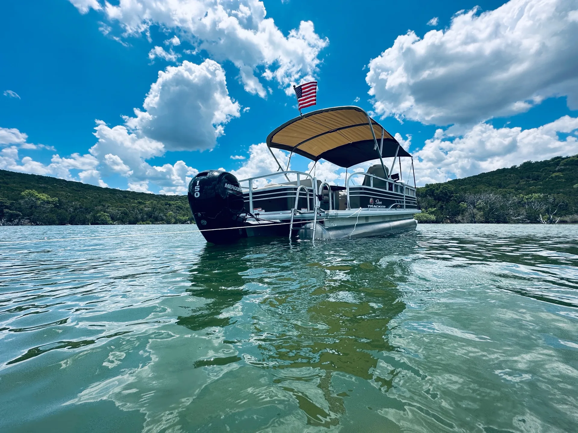 SUN TRACKER SPORTFISH 22 DLX in Graford, TX — photo 9
